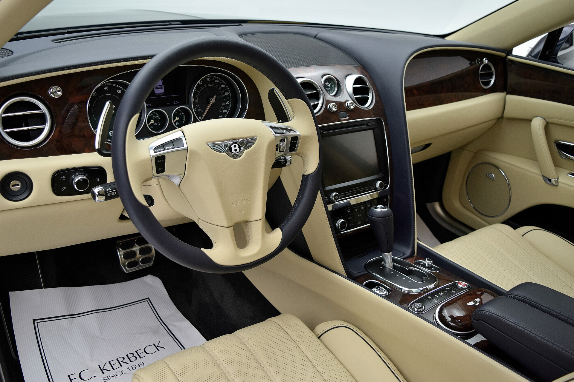 Manuscript Tuesday Corrupt Used 2016 Bentley Flying Spur V8 For Sale (Sold) | FC Kerbeck Stock #1538JI