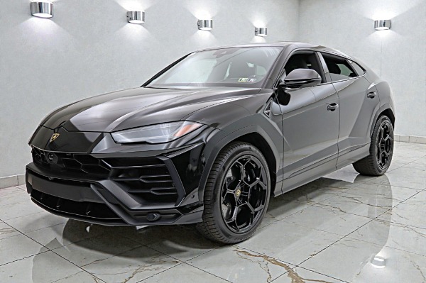 2020 Lamborghini Urus Base's photo