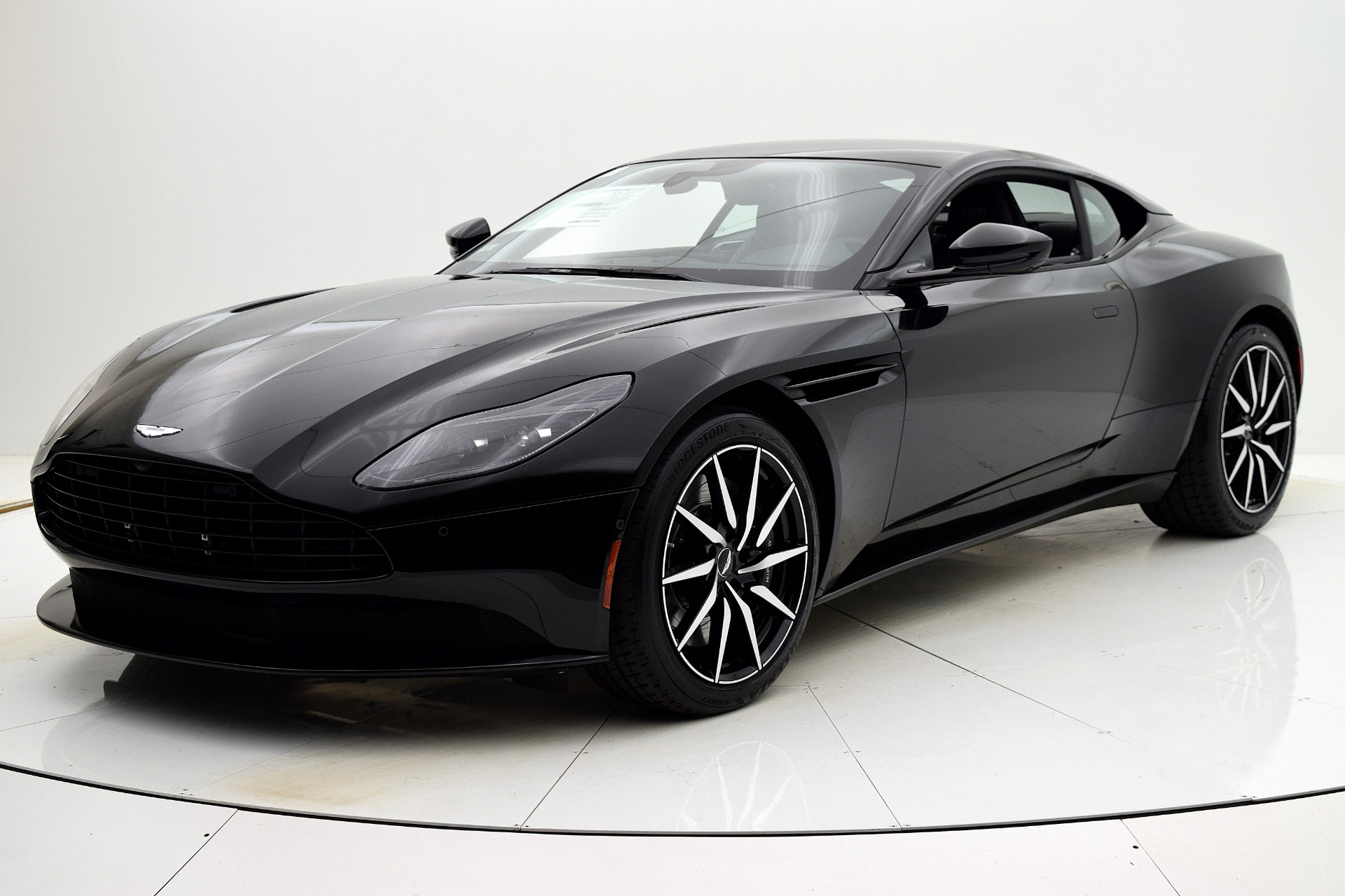 ASTON MARTIN DB11 純正 キーレスエントリー 本体 New-2021-Aston-Martin-DB11-V8-