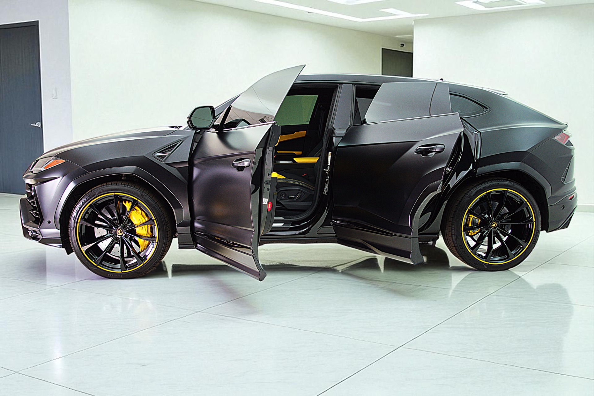 Used 2022 Lamborghini Urus SELEZIONE PRE-OWNED CERTIFIED For Sale