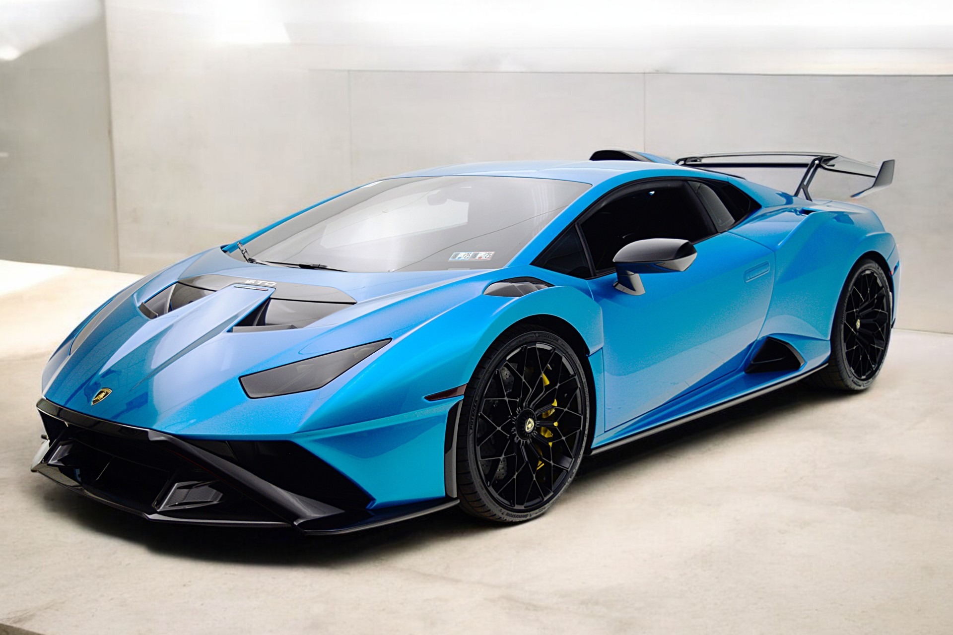 Used 2022 Lamborghini Huracan STO /LEASE OPTIONS AVAILABLE For