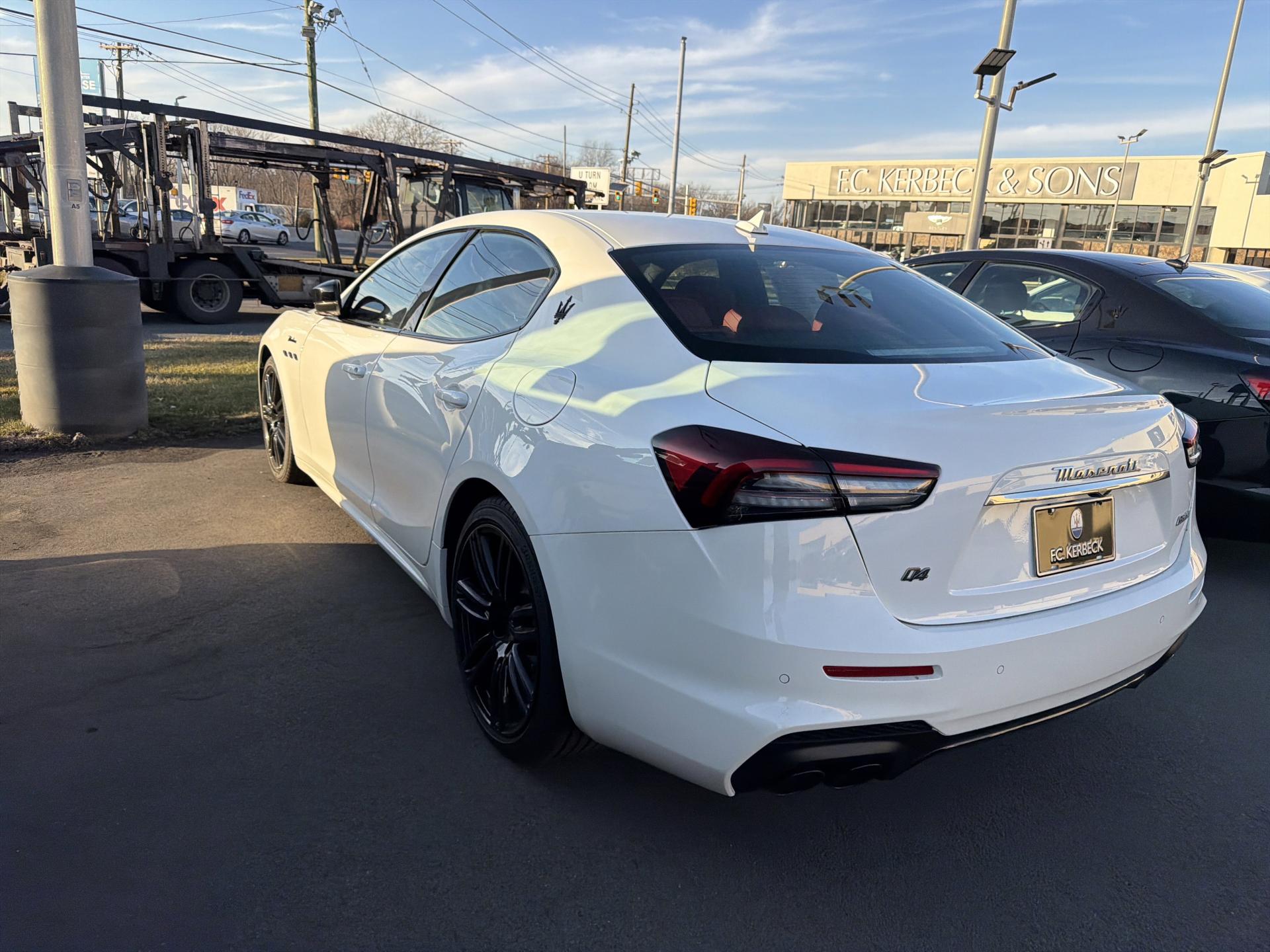 2023 Maserati Ghibli Modena - Photo 6