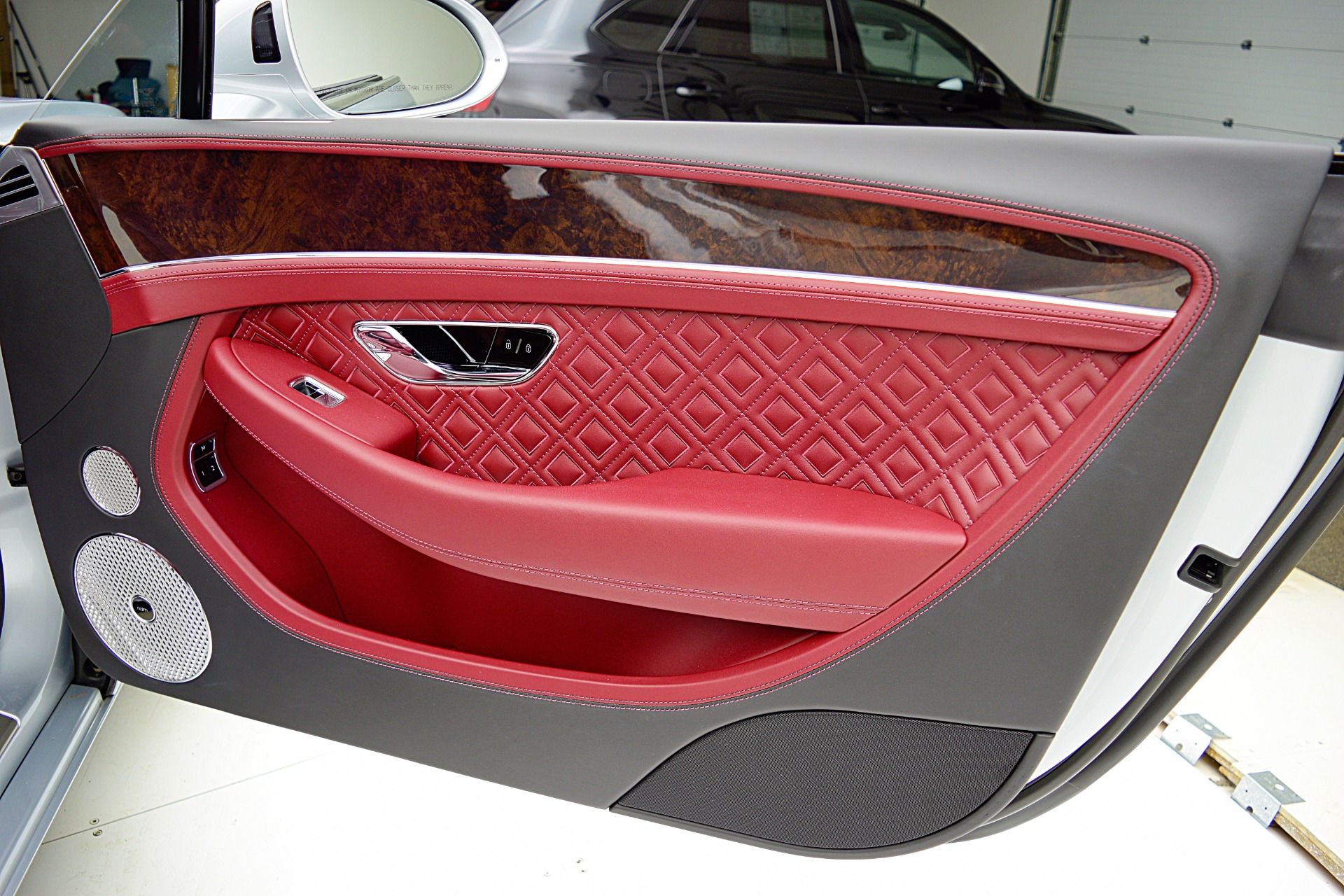 2023 Bentley Continental GTC Azure - Photo 46