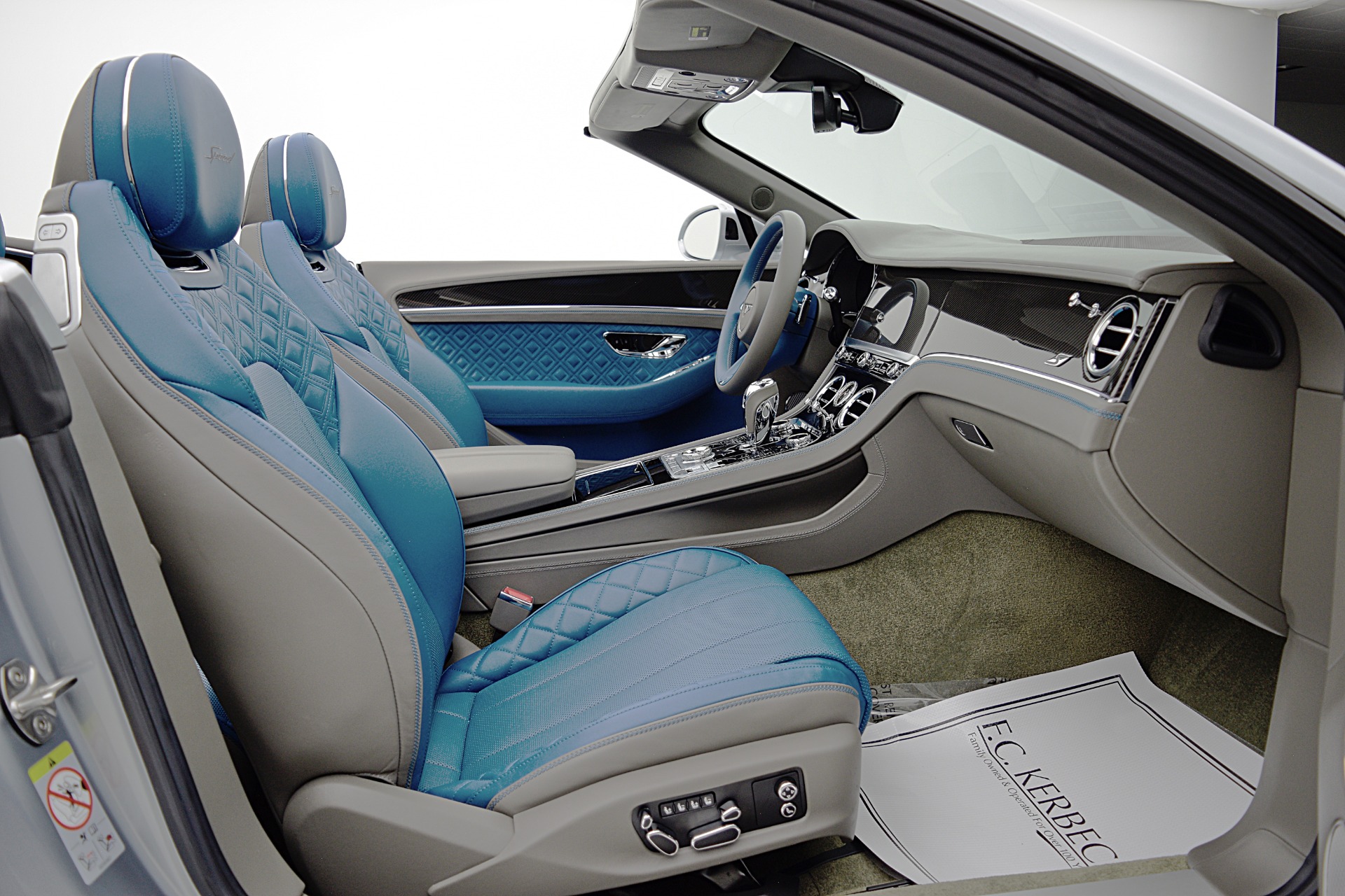 2023 Bentley Continental GTC S - Photo 38