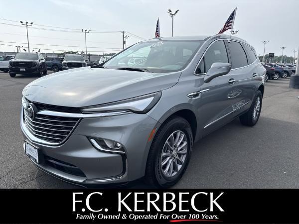2023 Buick Enclave Essence