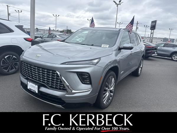 2026 Buick Enclave Avenir's photo