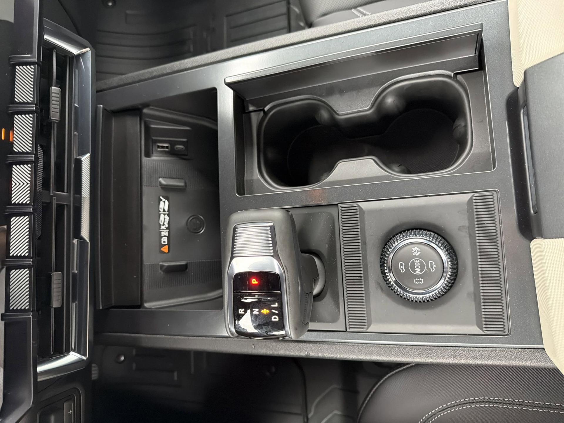 2026 GMC HUMMER EV 2X - Photo 13
