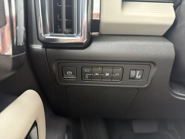 2026 GMC HUMMER EV 2X - Photo 31