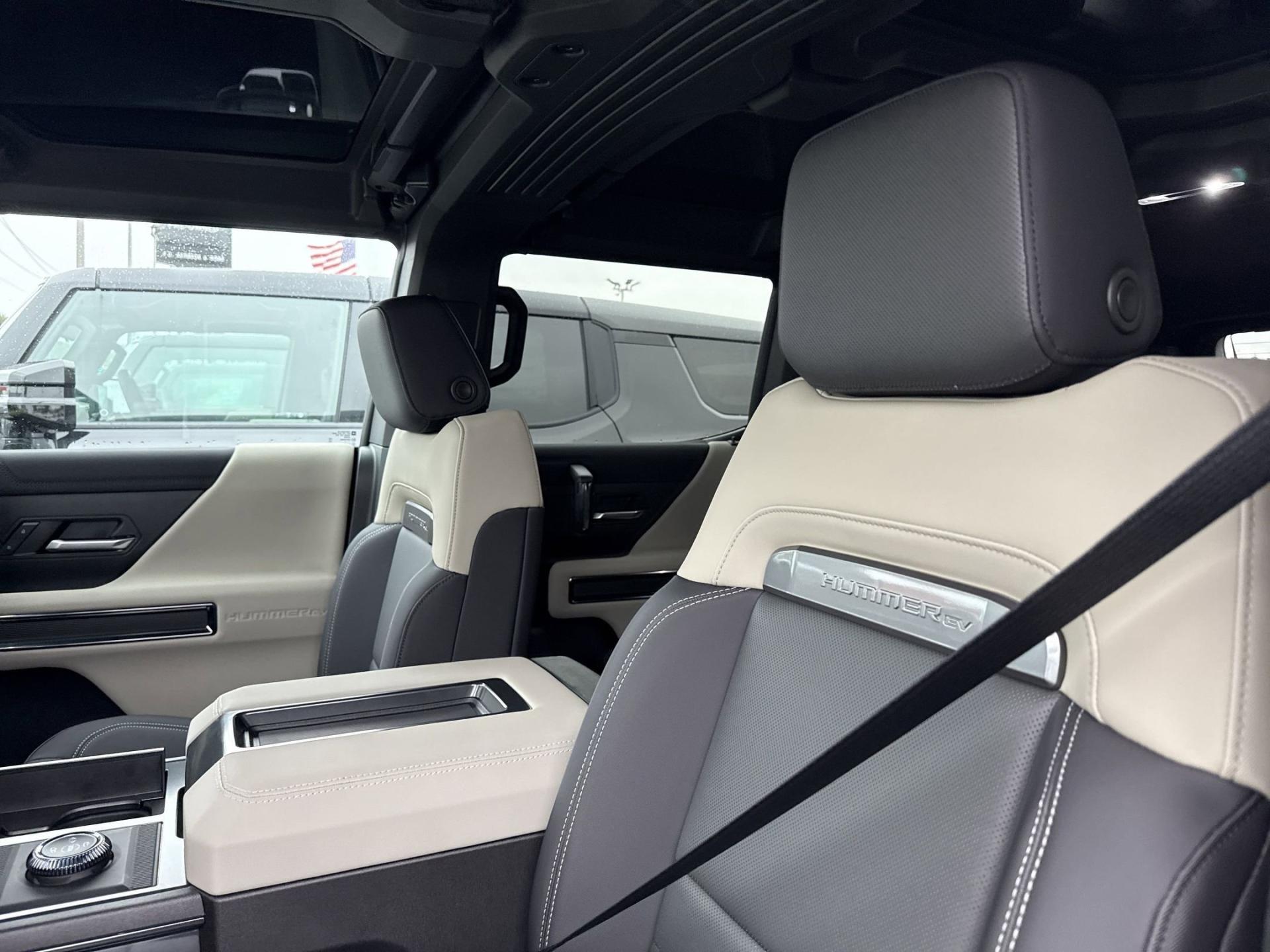 2026 GMC HUMMER EV 2X - Photo 6