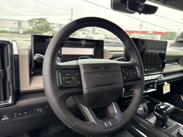 2026 GMC HUMMER EV 2X - Photo 28
