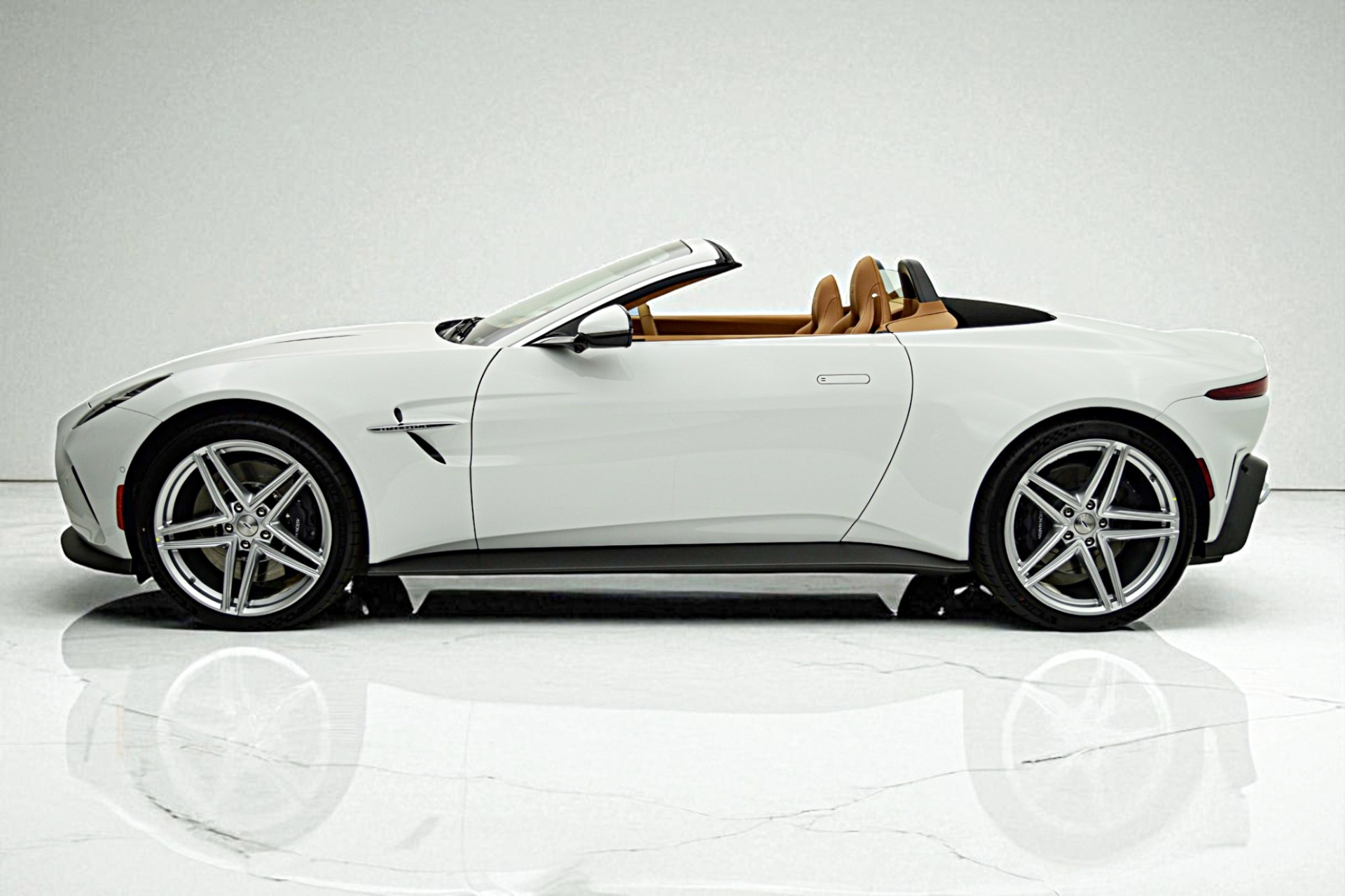 New 2026 Aston Martin Vantage Roadster For Sale (Sold) | FC