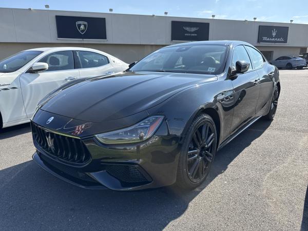 2022 Maserati Ghibli Modena's photo