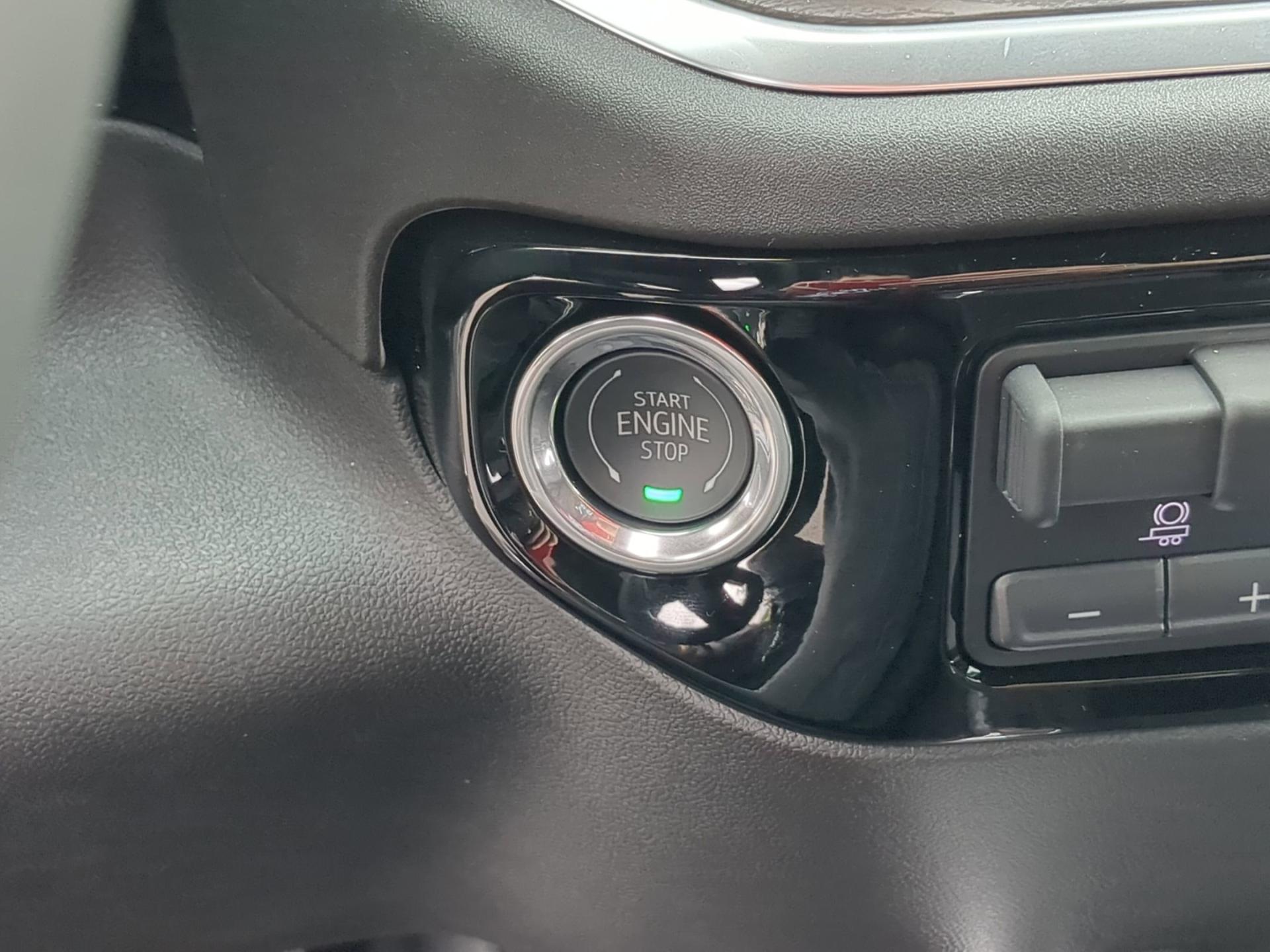 2025 GMC Sierra 2500HD SLT - Photo 15