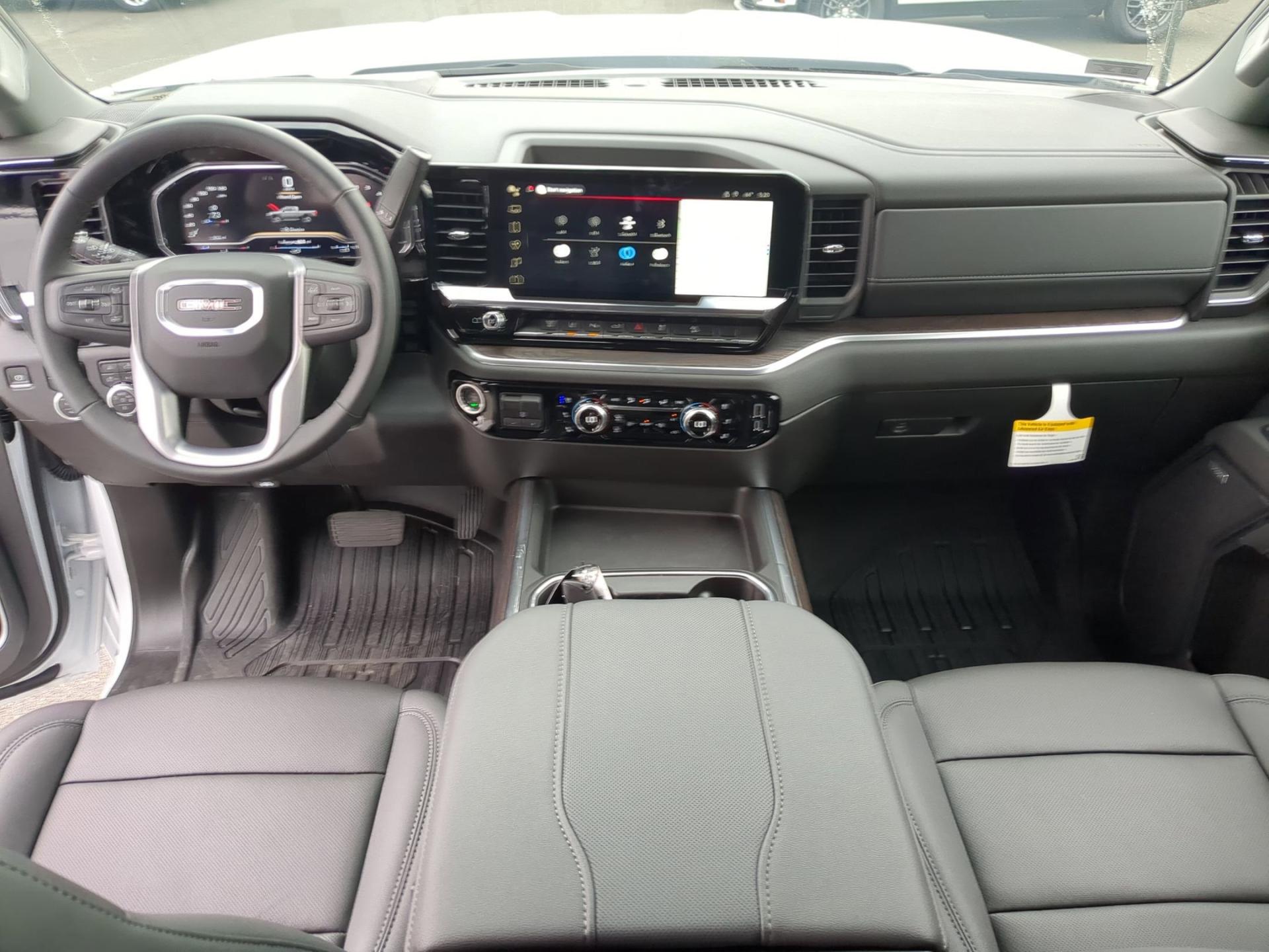 2025 GMC Sierra 2500HD SLT - Photo 18