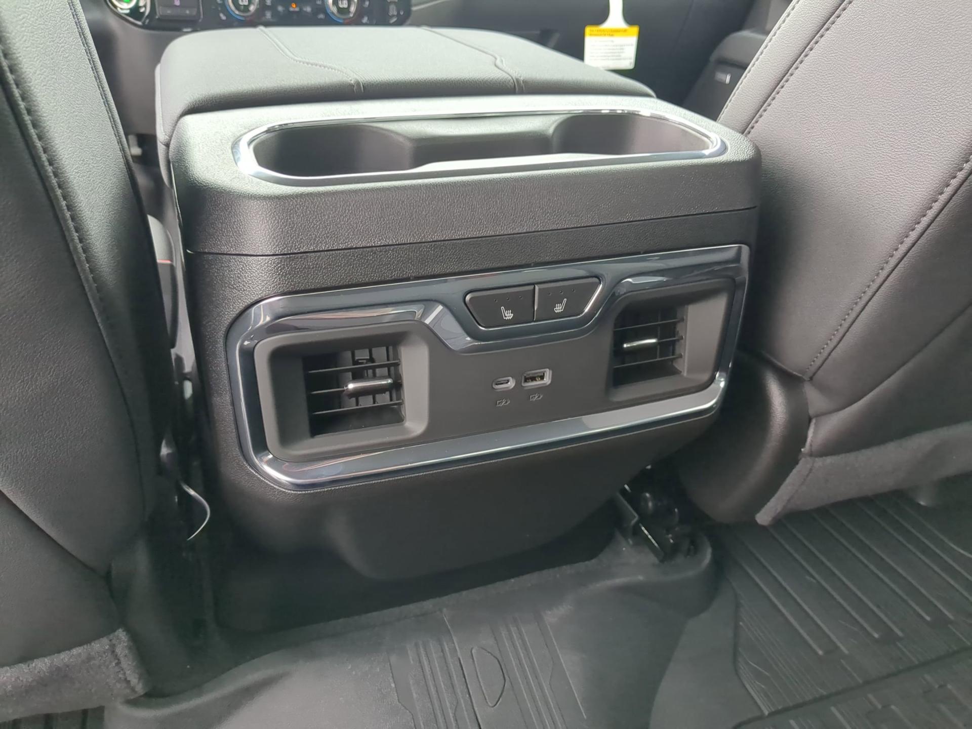 2025 GMC Sierra 2500HD SLT - Photo 20