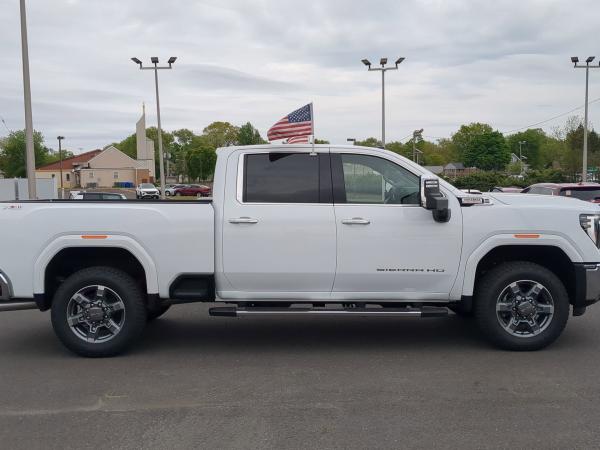 2025 GMC Sierra 2500HD SLT - Photo 39