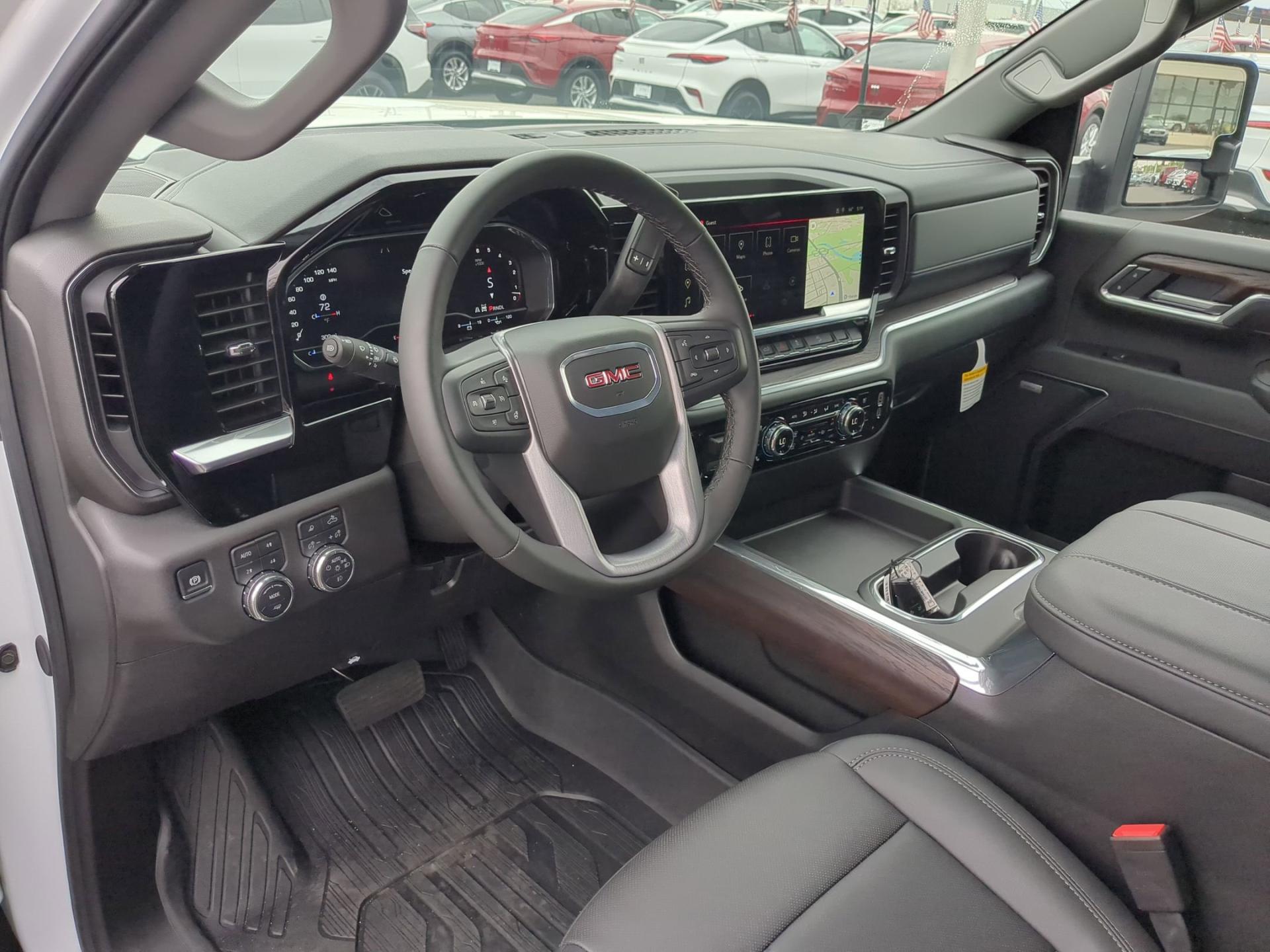 2025 GMC Sierra 2500HD SLT - Photo 9
