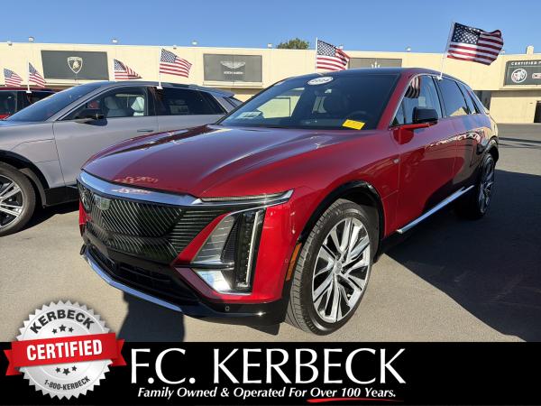 2024 Cadillac LYRIQ Luxury 3's photo