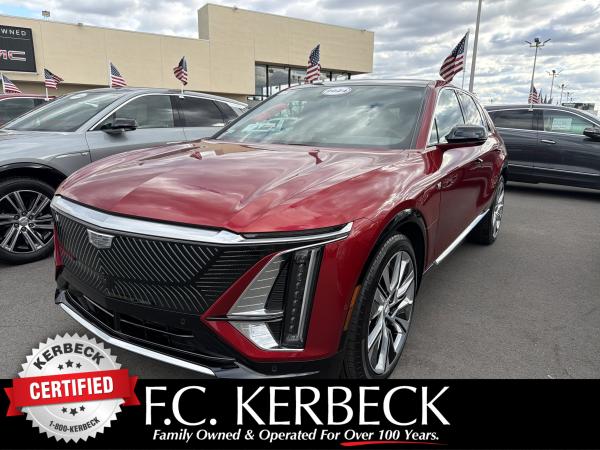 2024 Cadillac LYRIQ Luxury 3's photo