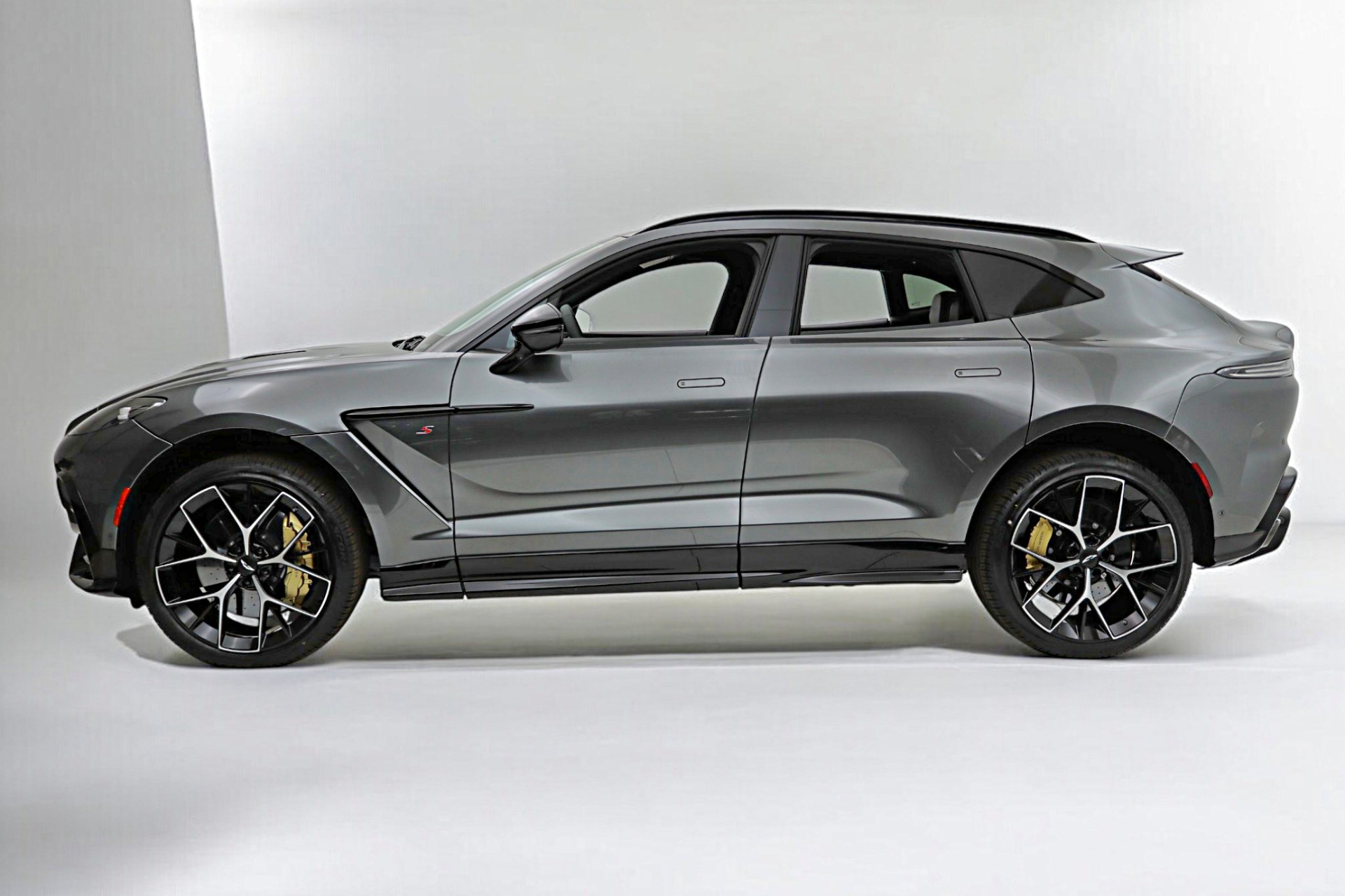 New 2026 Aston Martin DBX S For Sale (Sold) | FC Kerbeck Stock #26A108
