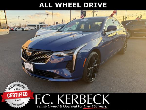 2023 Cadillac CT4 Luxury's photo