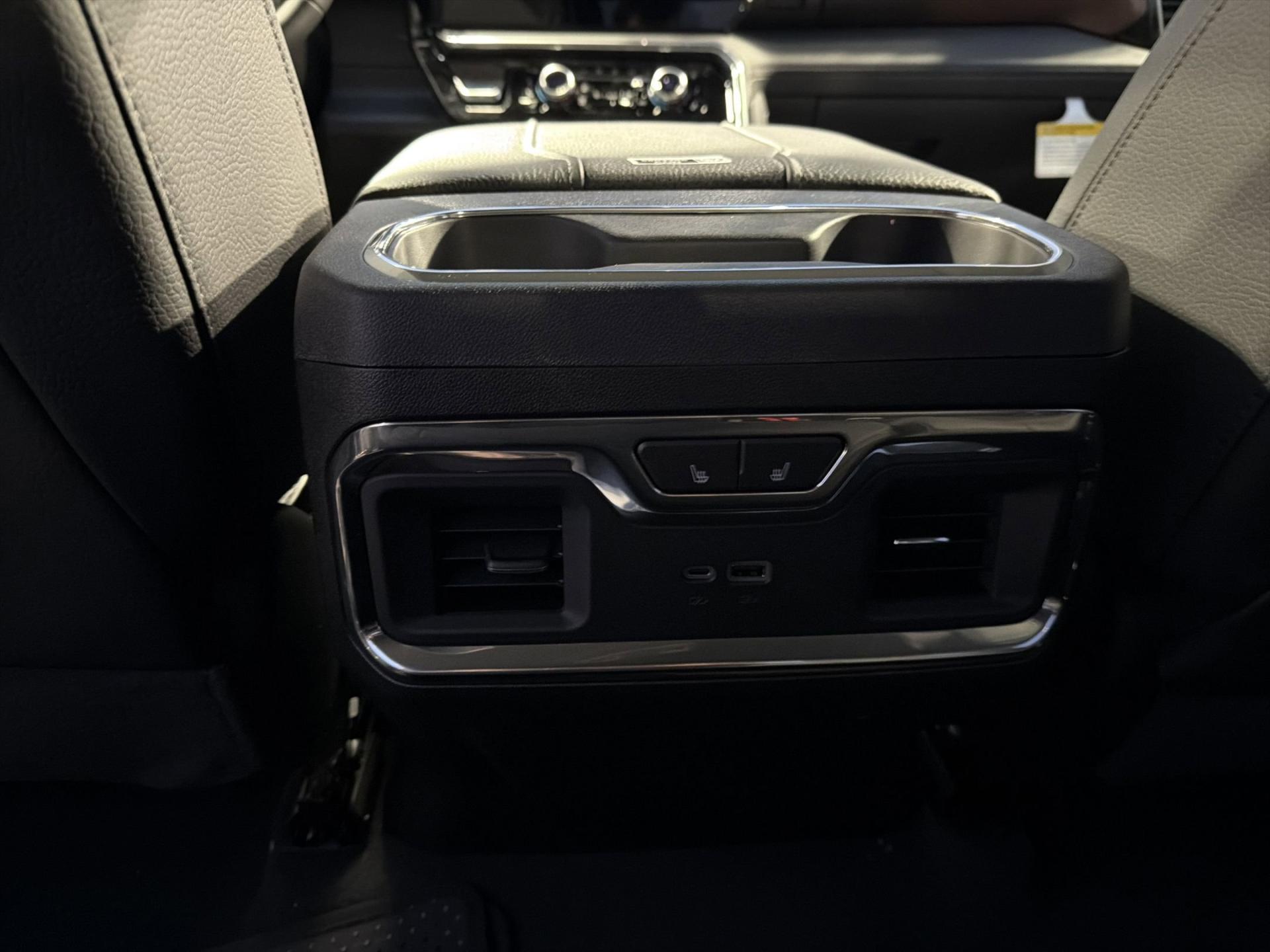 2026 GMC Sierra 1500 Denali - Photo 20