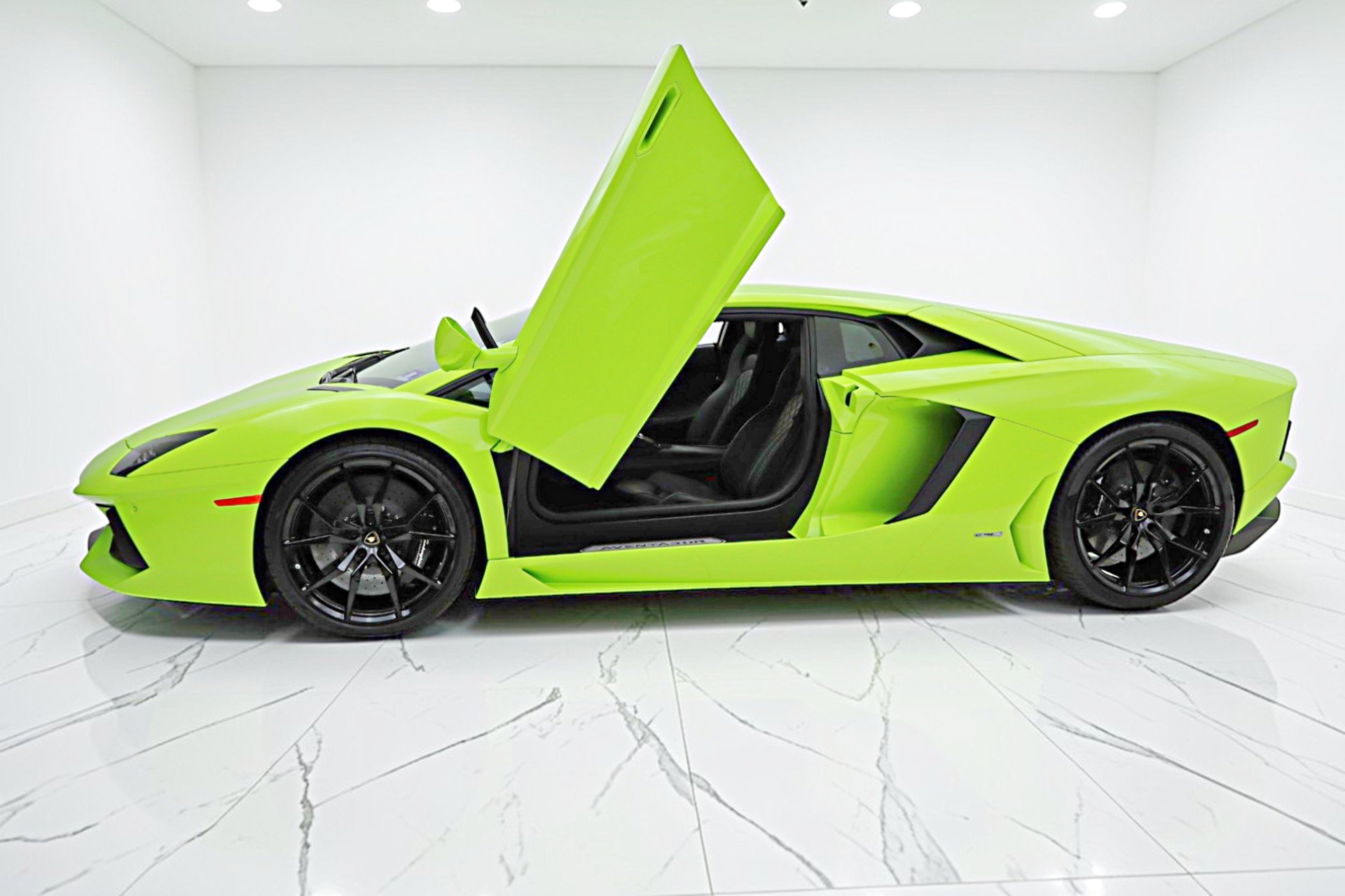 Used 2016 Lamborghini Aventador LP 700-4/ SELEZIONE PRE-OWNED