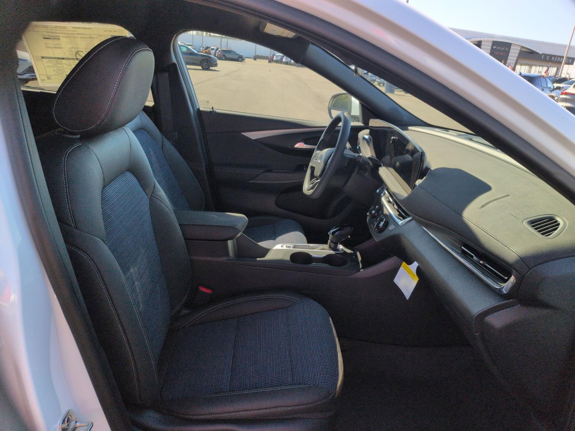 2026 Buick Envista Preferred - Photo 28