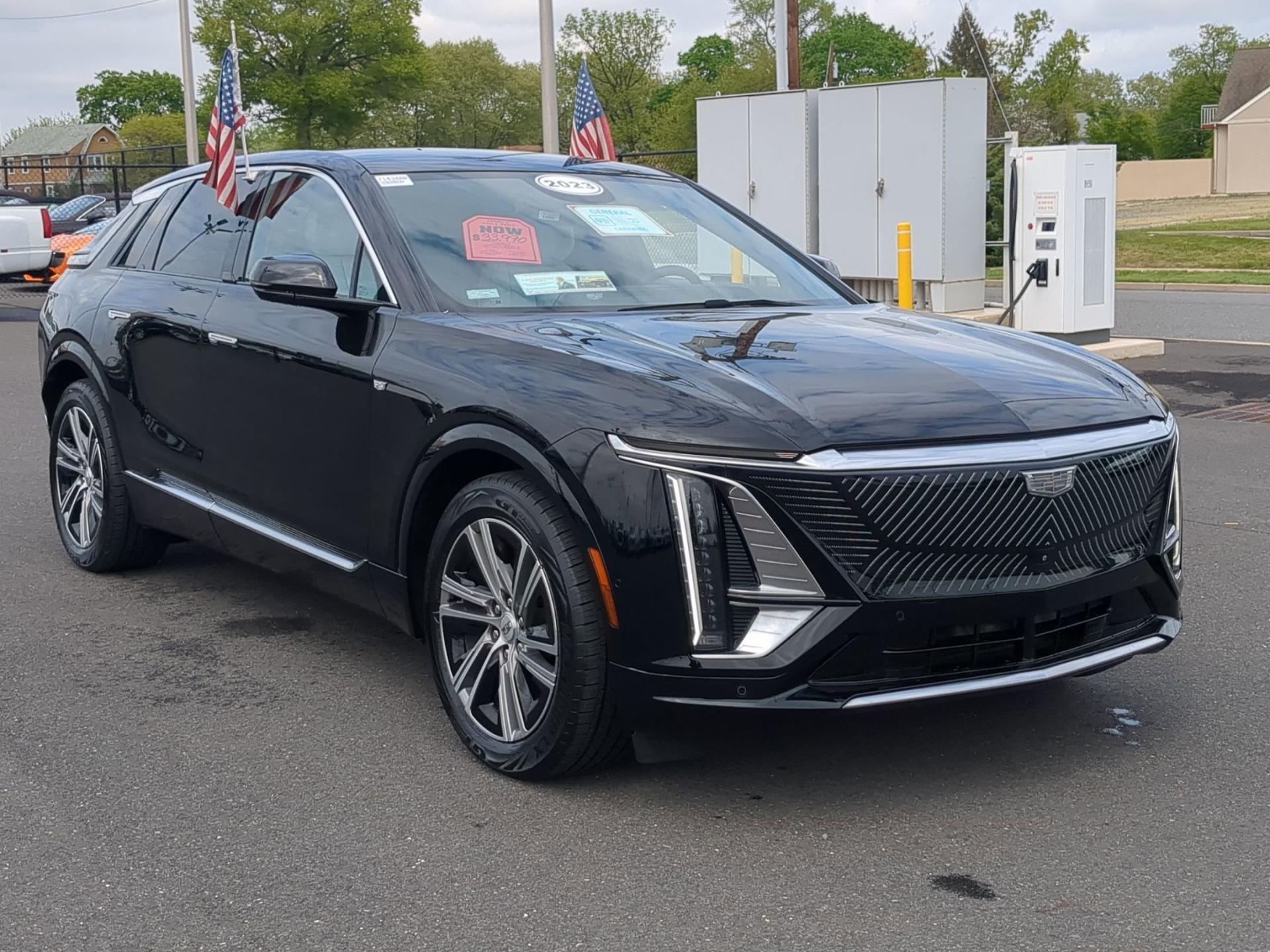 Used 2023 Cadillac LYRIQ Luxury with VIN 1GYKPMRK9PZ000577 for sale in Palmyra, NJ