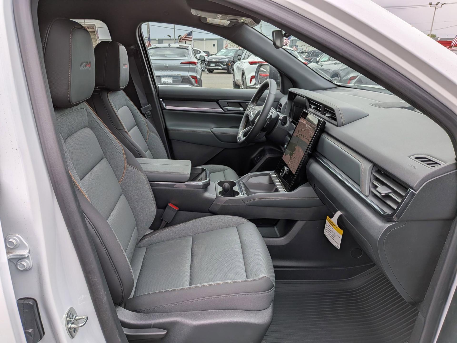 2026 GMC Terrain AT4 - Photo 27