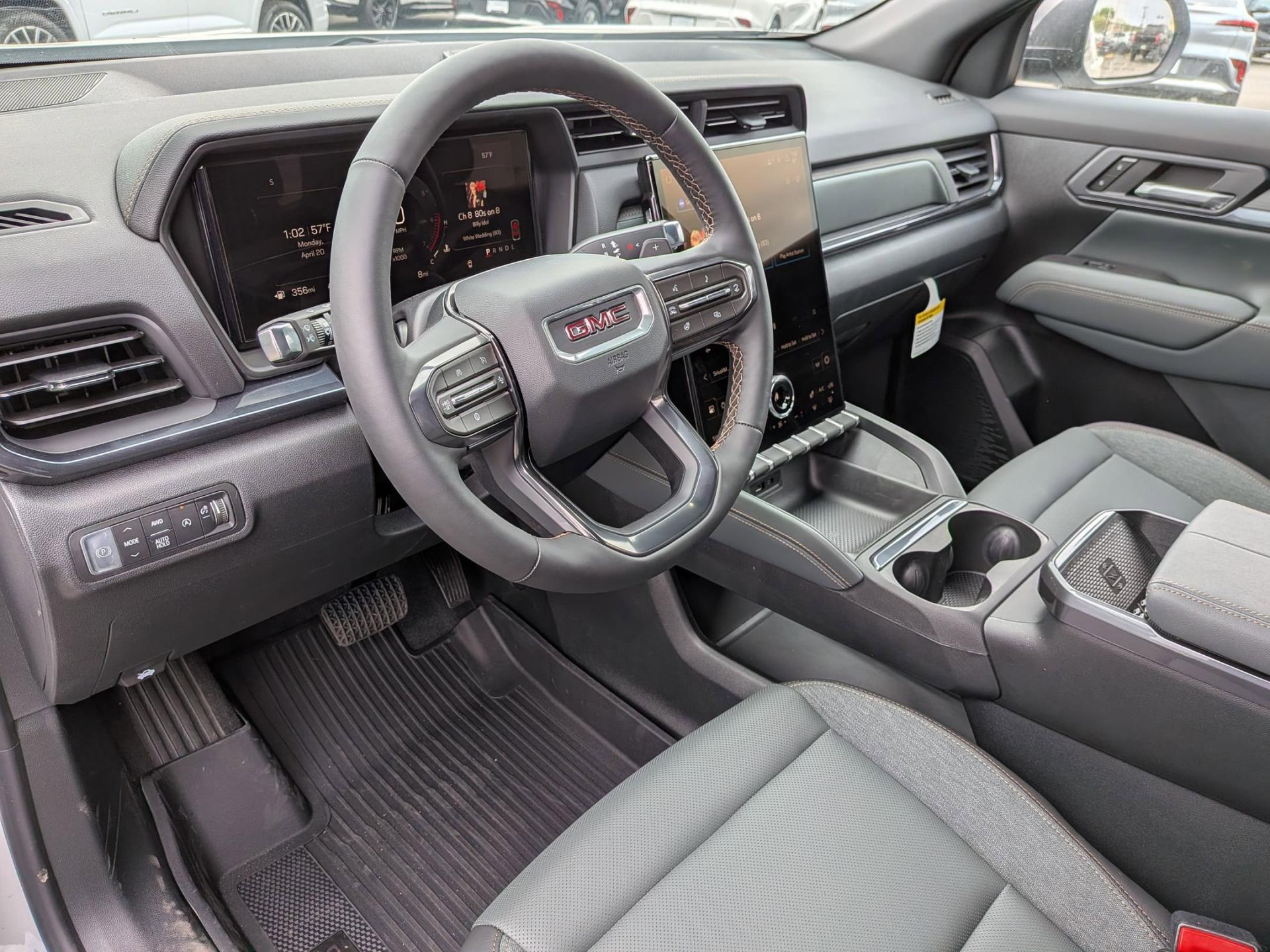 2026 GMC Terrain AT4 - Photo 9