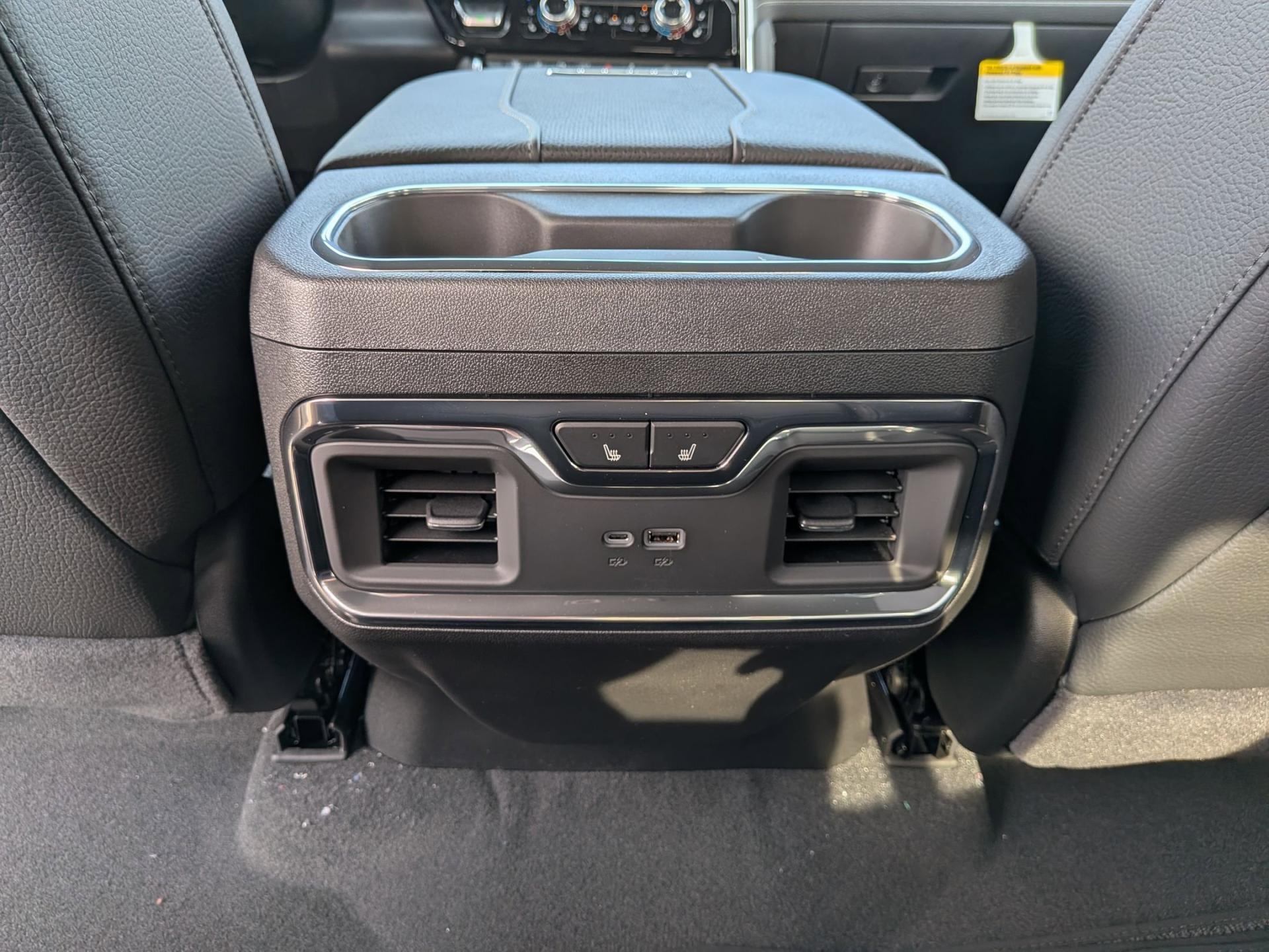 2026 GMC Sierra 2500HD Denali - Photo 18