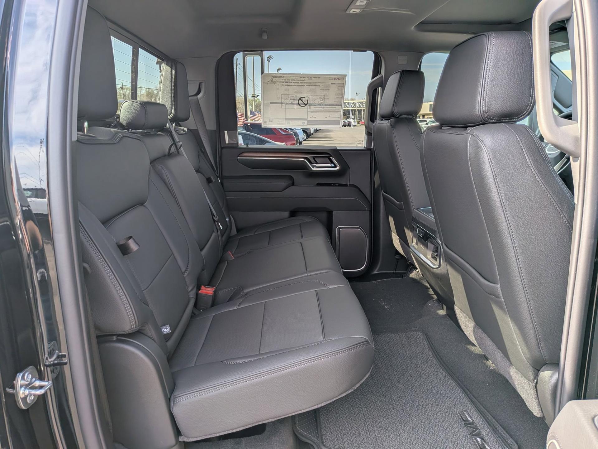 2026 GMC Sierra 2500HD Denali - Photo 24