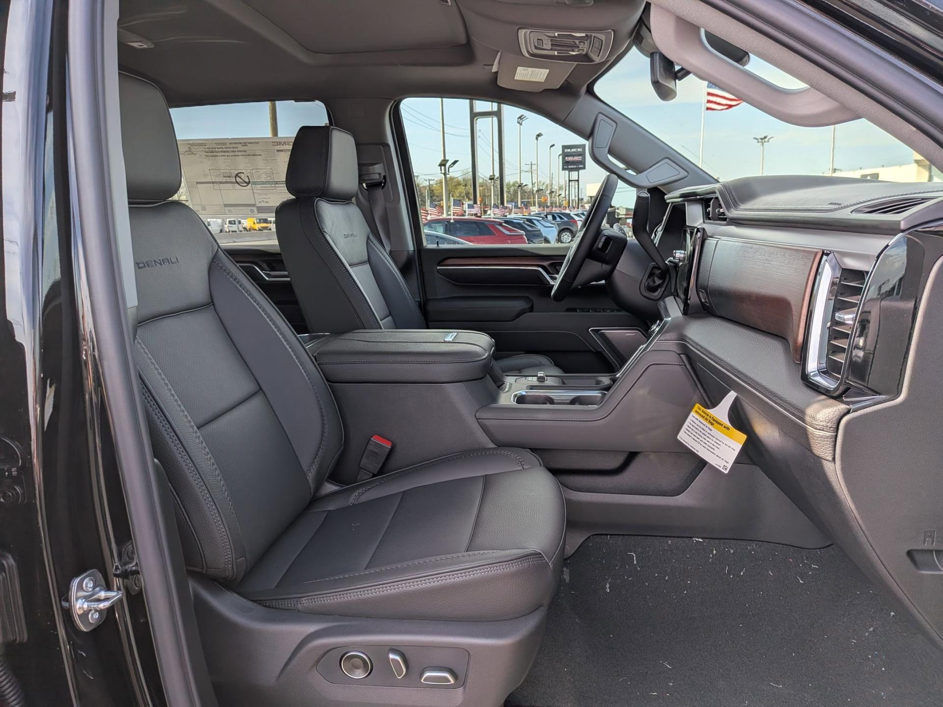 2026 GMC Sierra 2500HD Denali - Photo 25