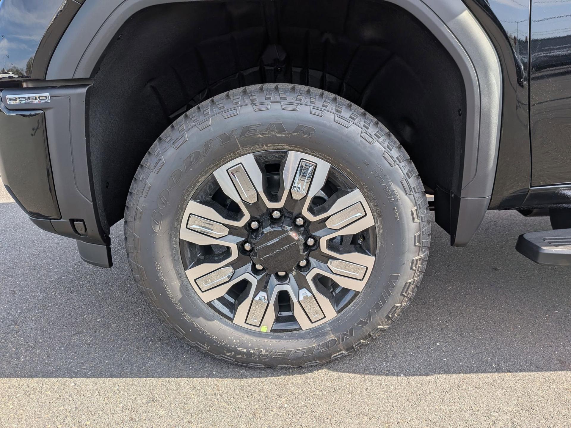 2026 GMC Sierra 2500HD Denali - Photo 30