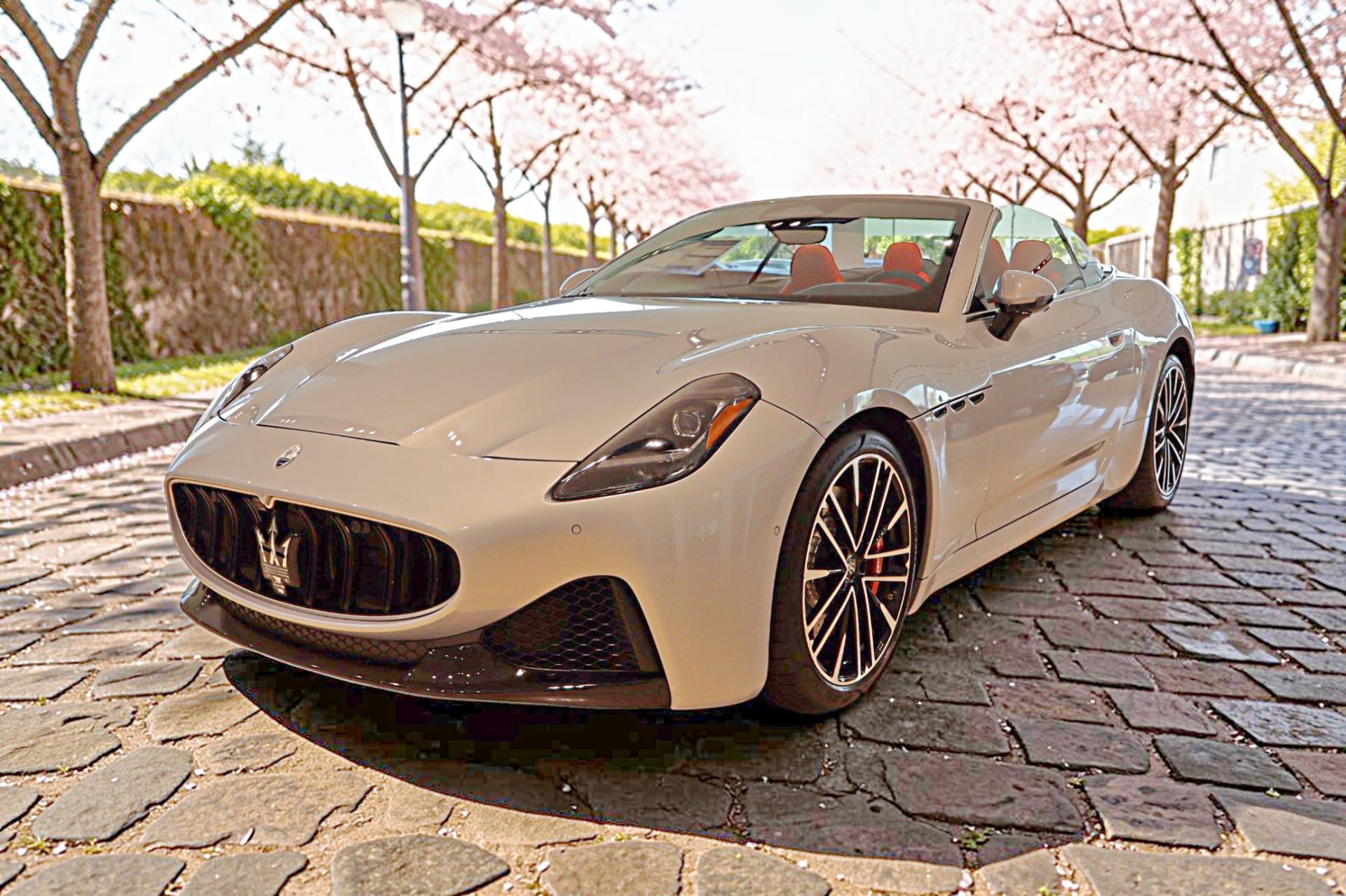 2026 Maserati GranCabrio -'s photo