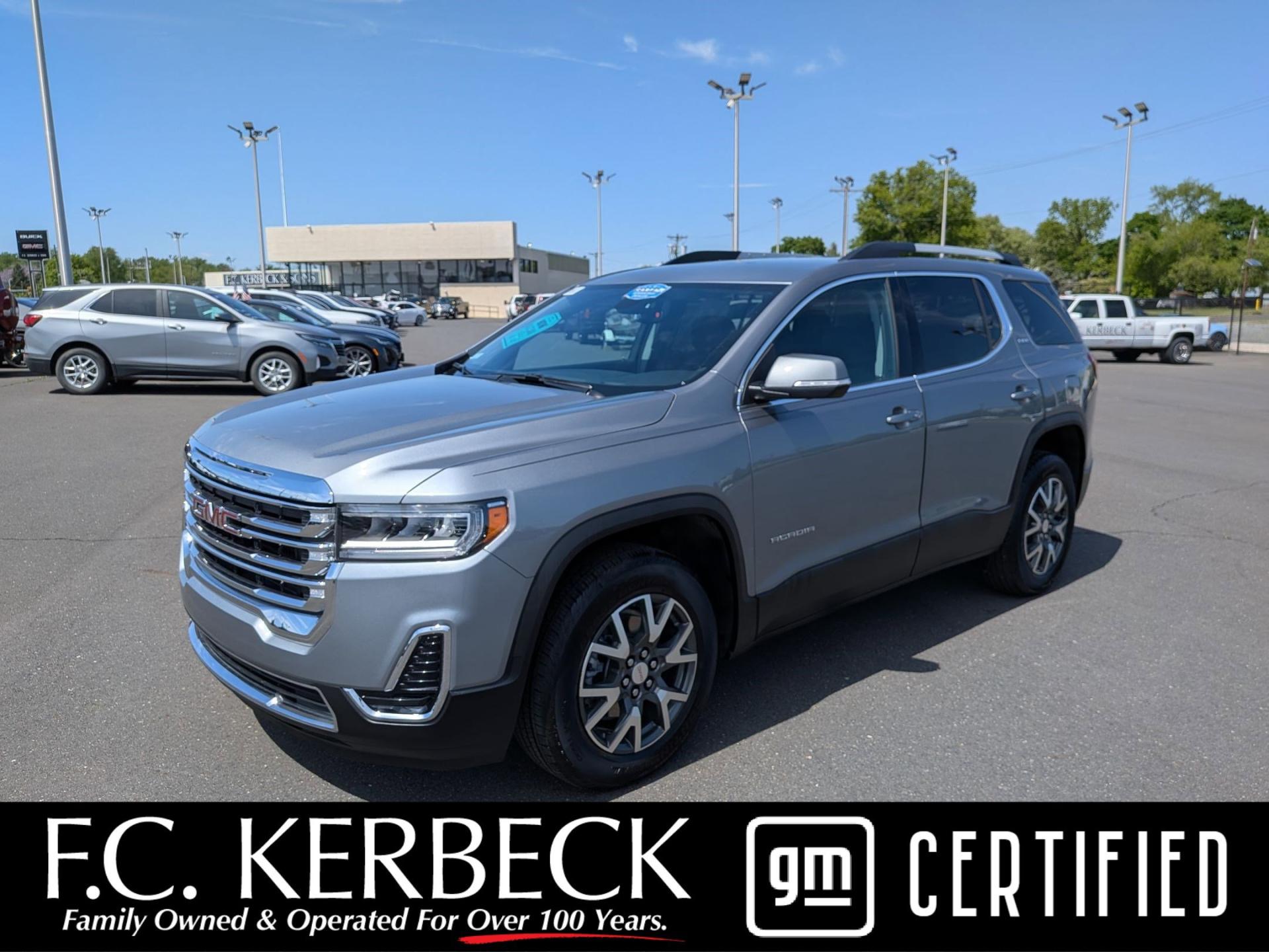 2023 GMC Acadia SLE AWD's photo