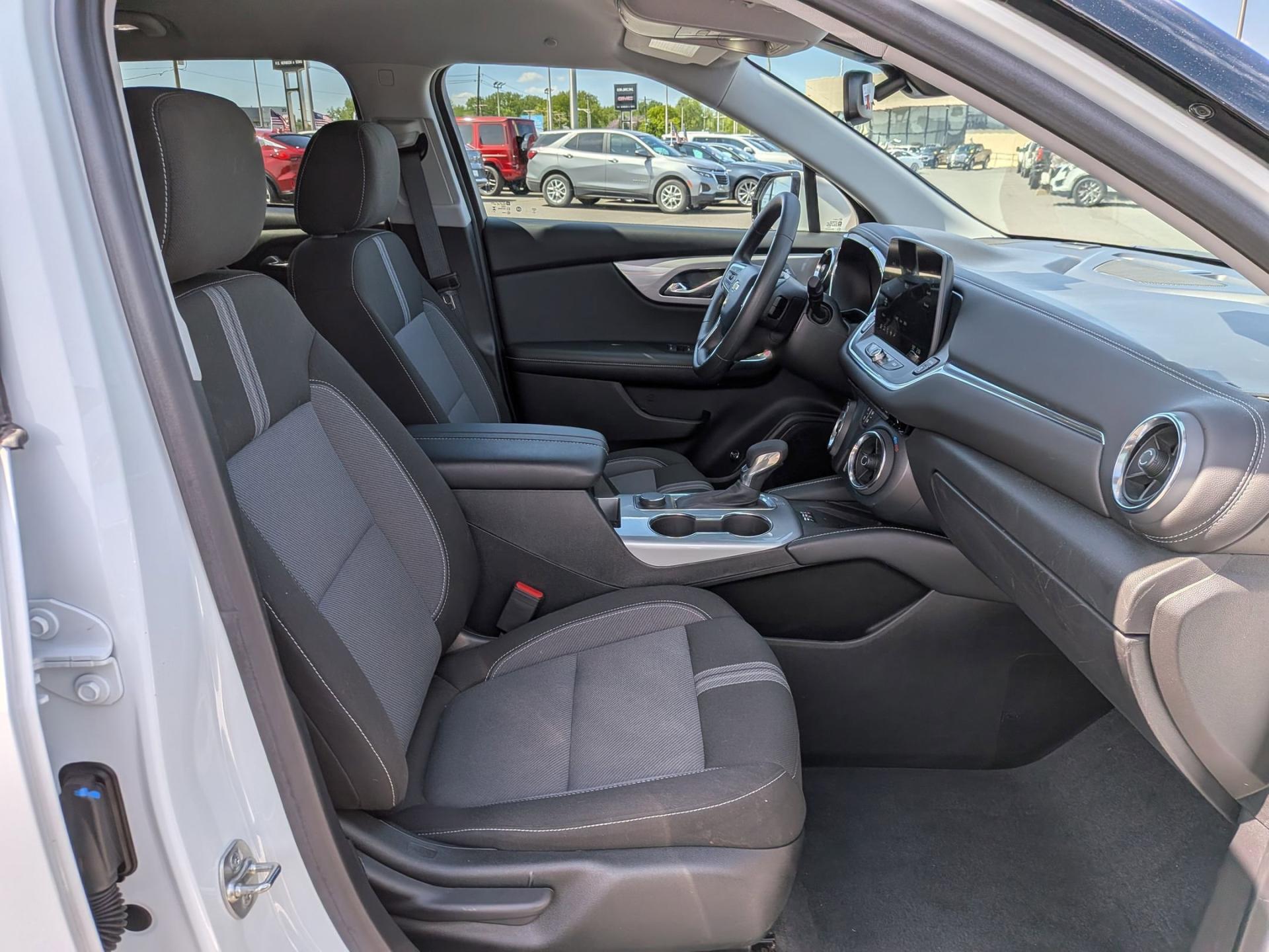 2024 Chevrolet Blazer 2LT - Photo 27