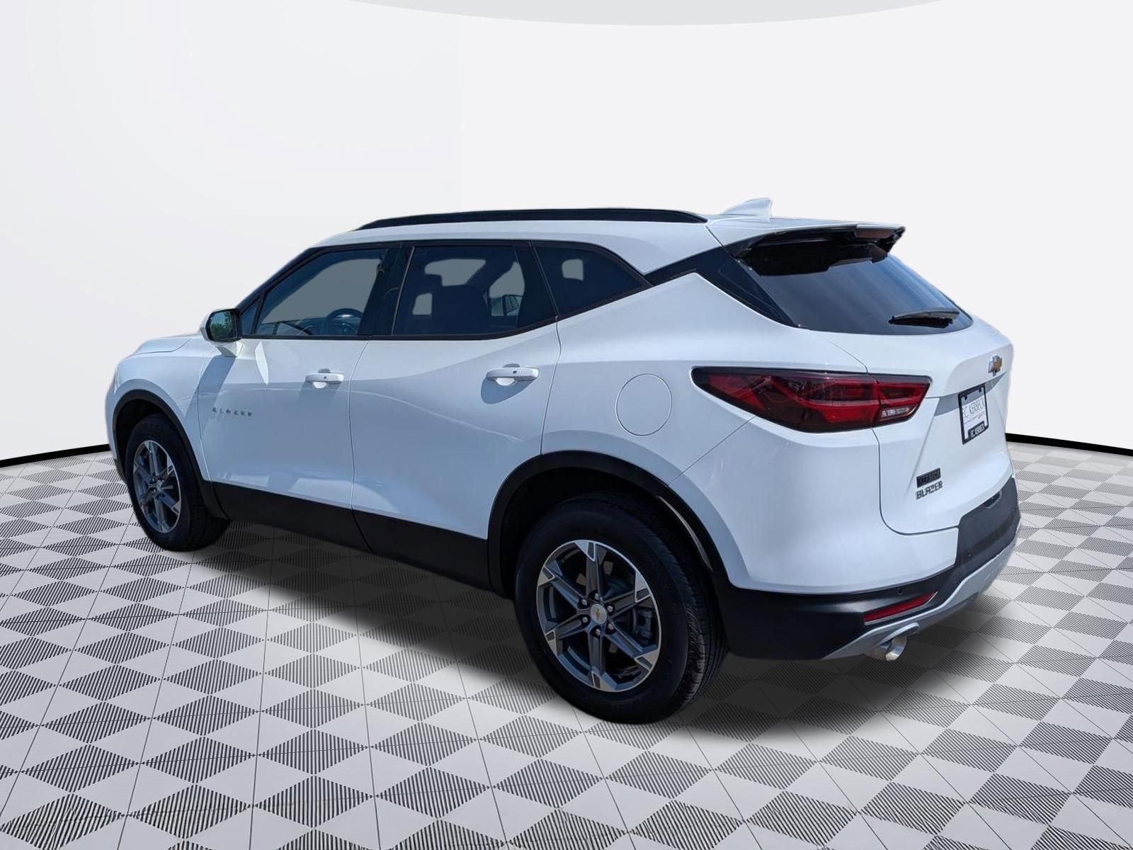 2024 Chevrolet Blazer 2LT - Photo 7
