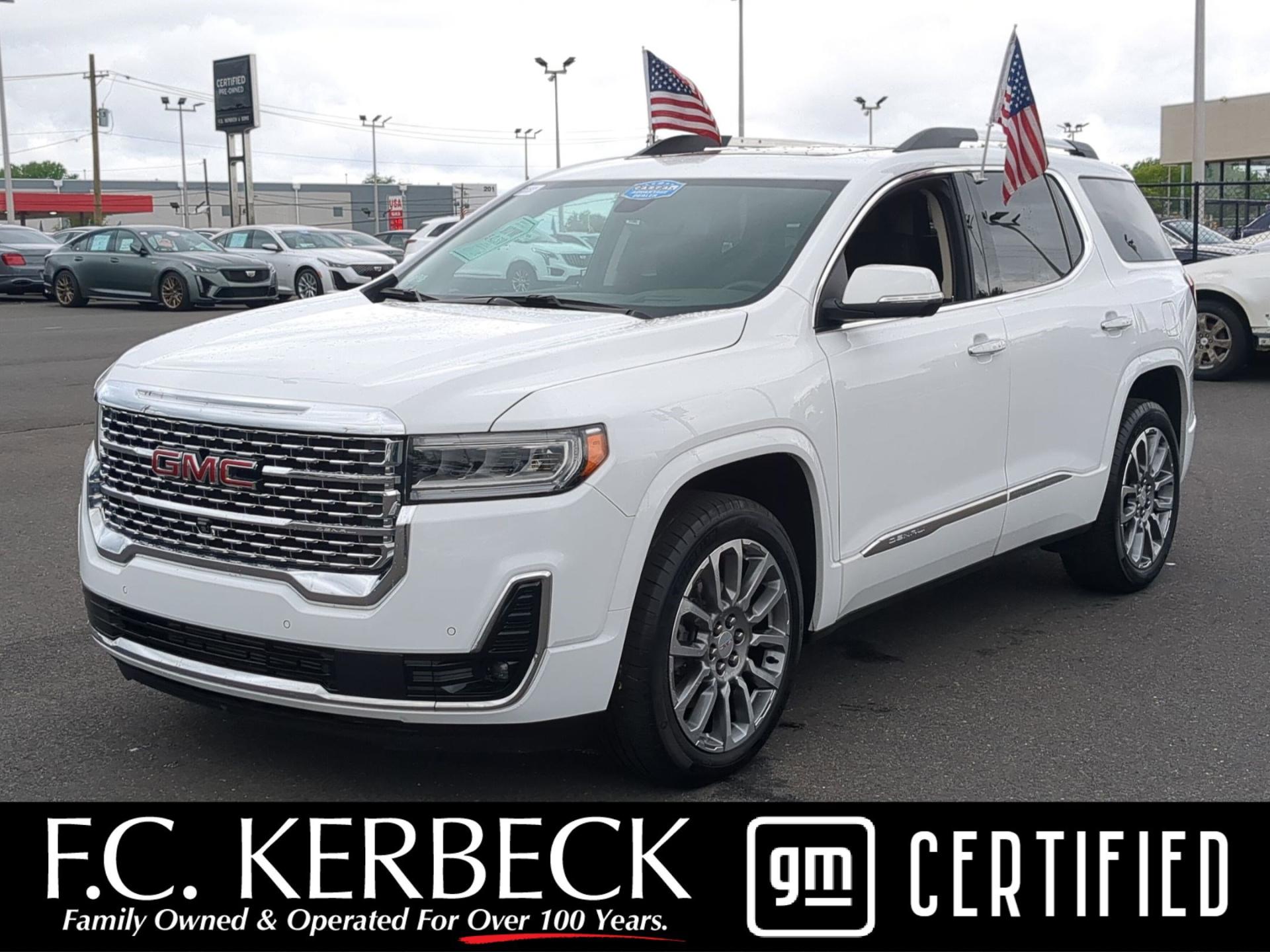 2023 GMC Acadia Denali AWD's photo