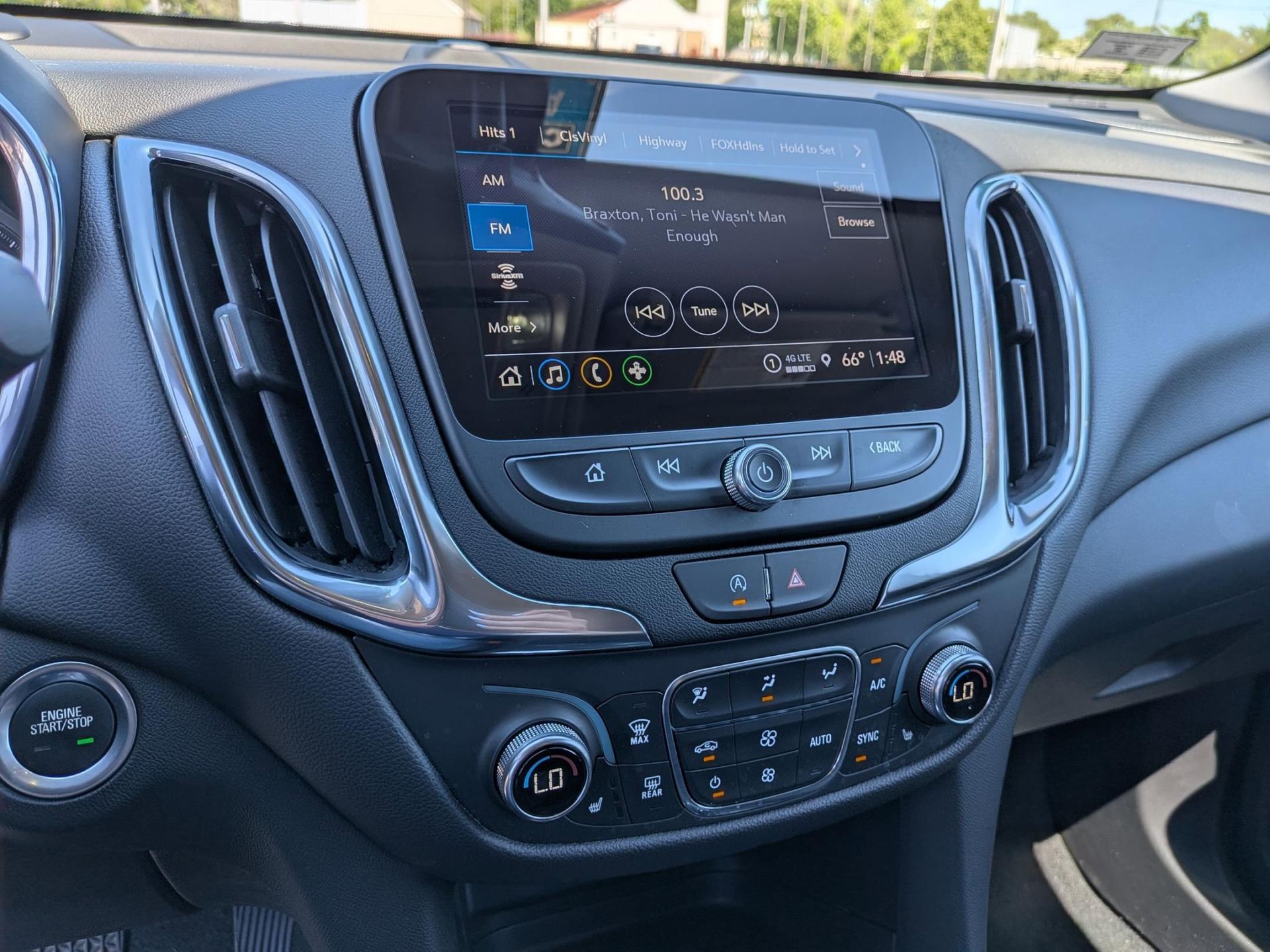 2024 Chevrolet Equinox LT - Photo 13