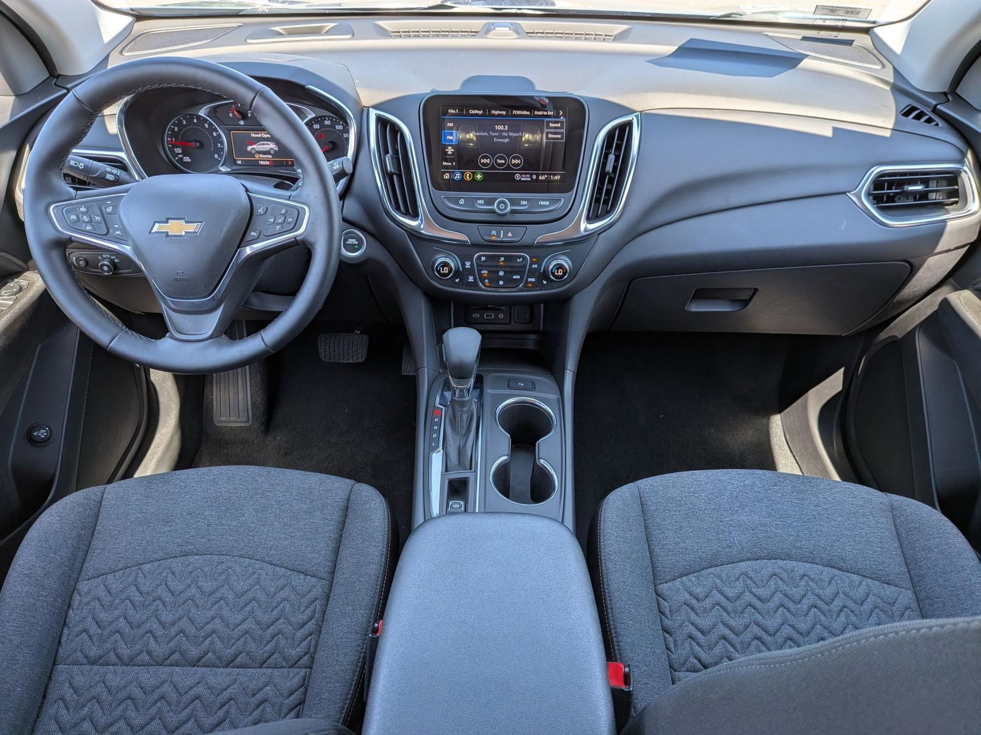 2024 Chevrolet Equinox LT - Photo 19