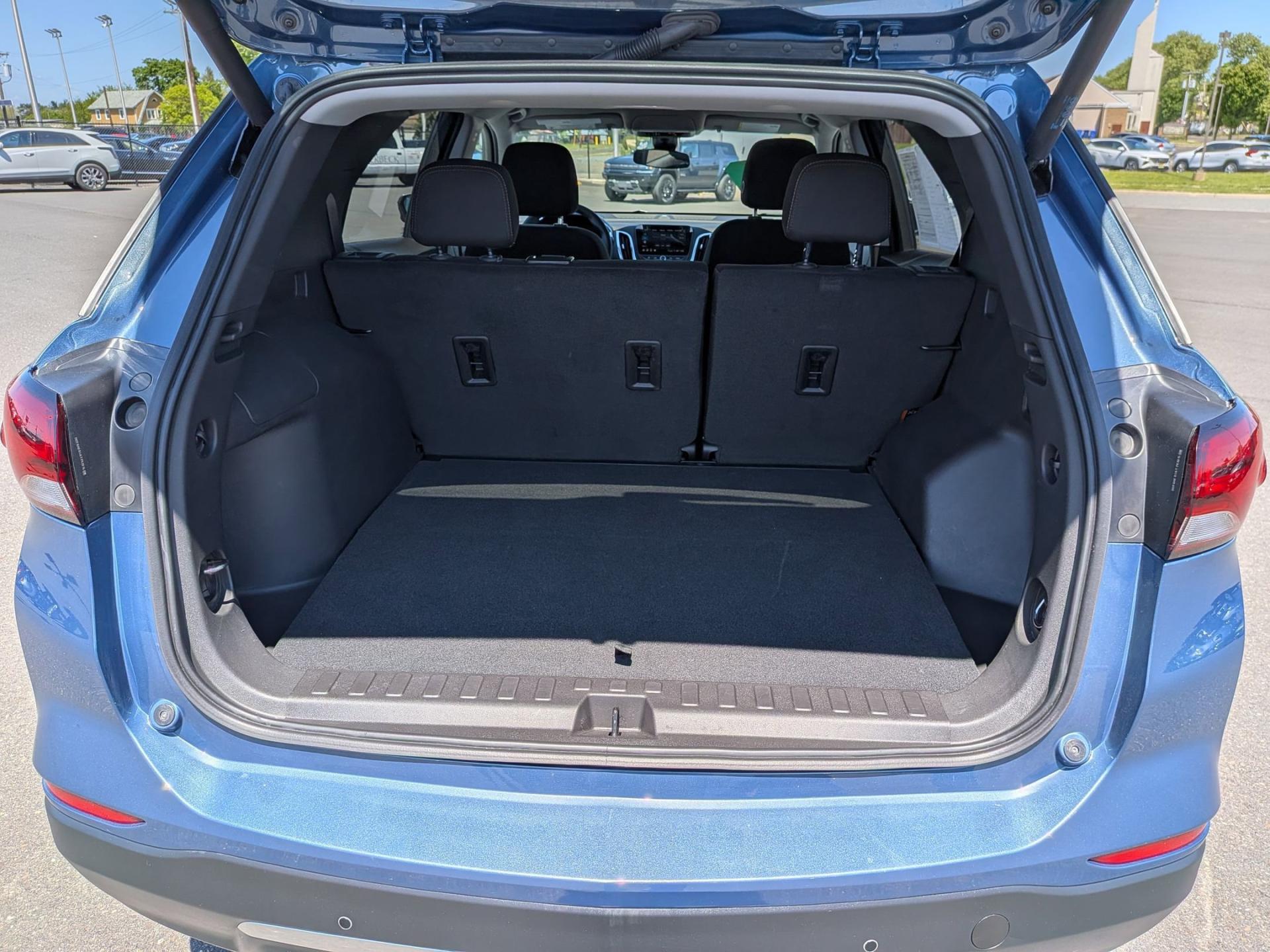 2024 Chevrolet Equinox LT - Photo 25