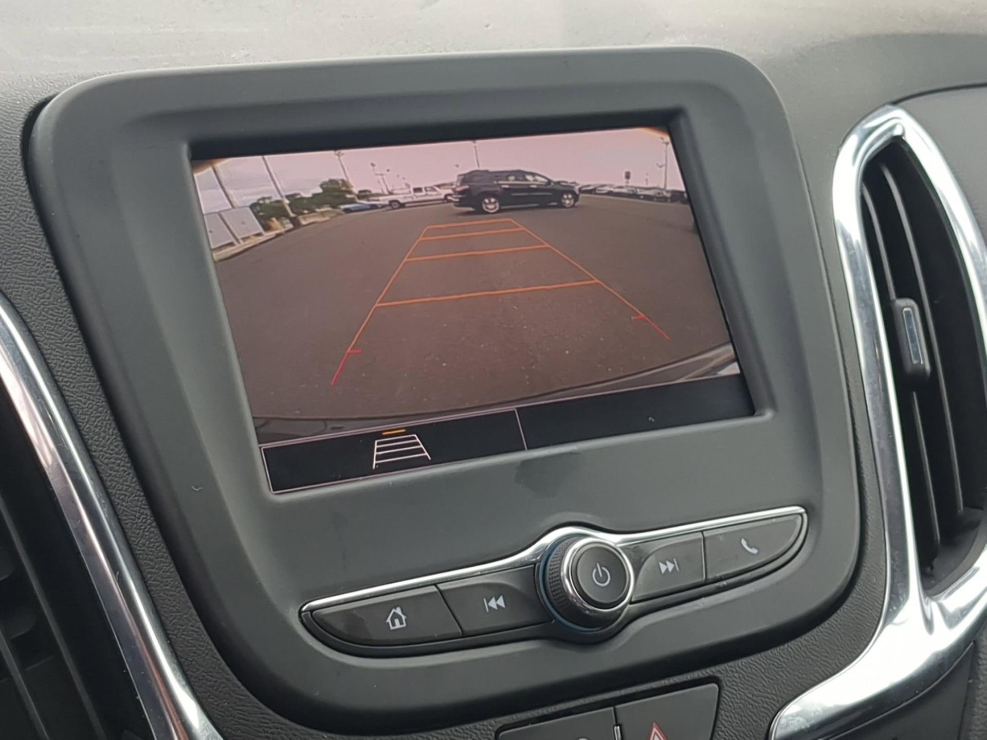 2024 Chevrolet Equinox LT - Photo 13