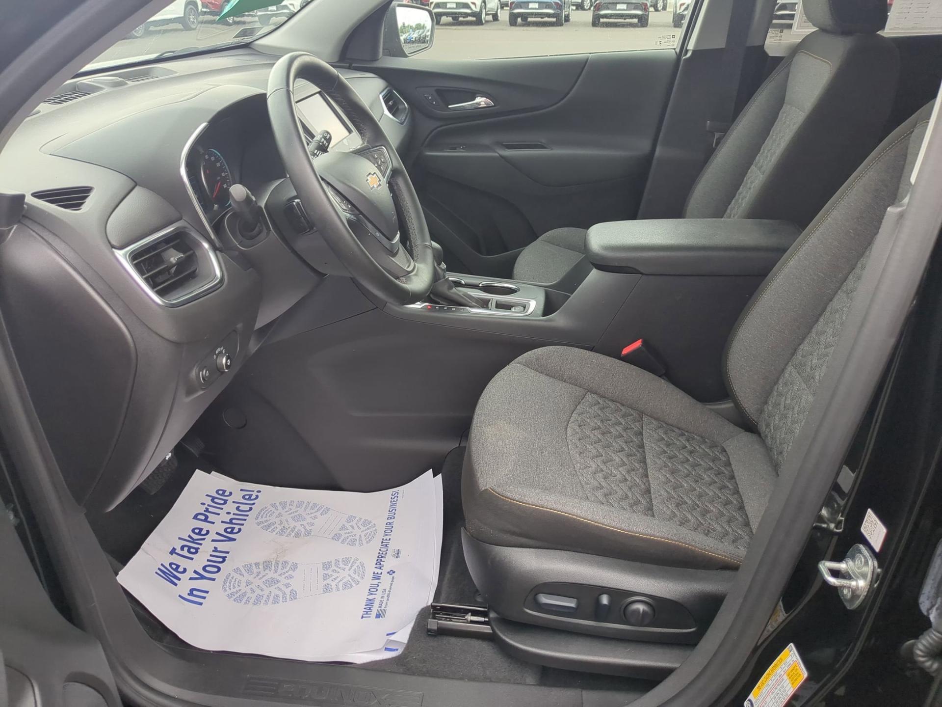 2024 Chevrolet Equinox LT - Photo 17