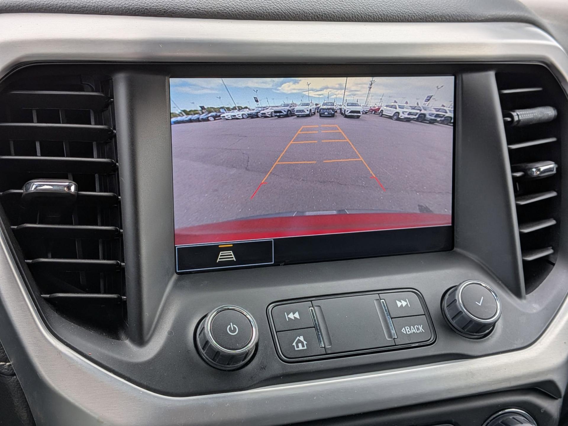 2023 GMC Acadia SLT - Photo 15