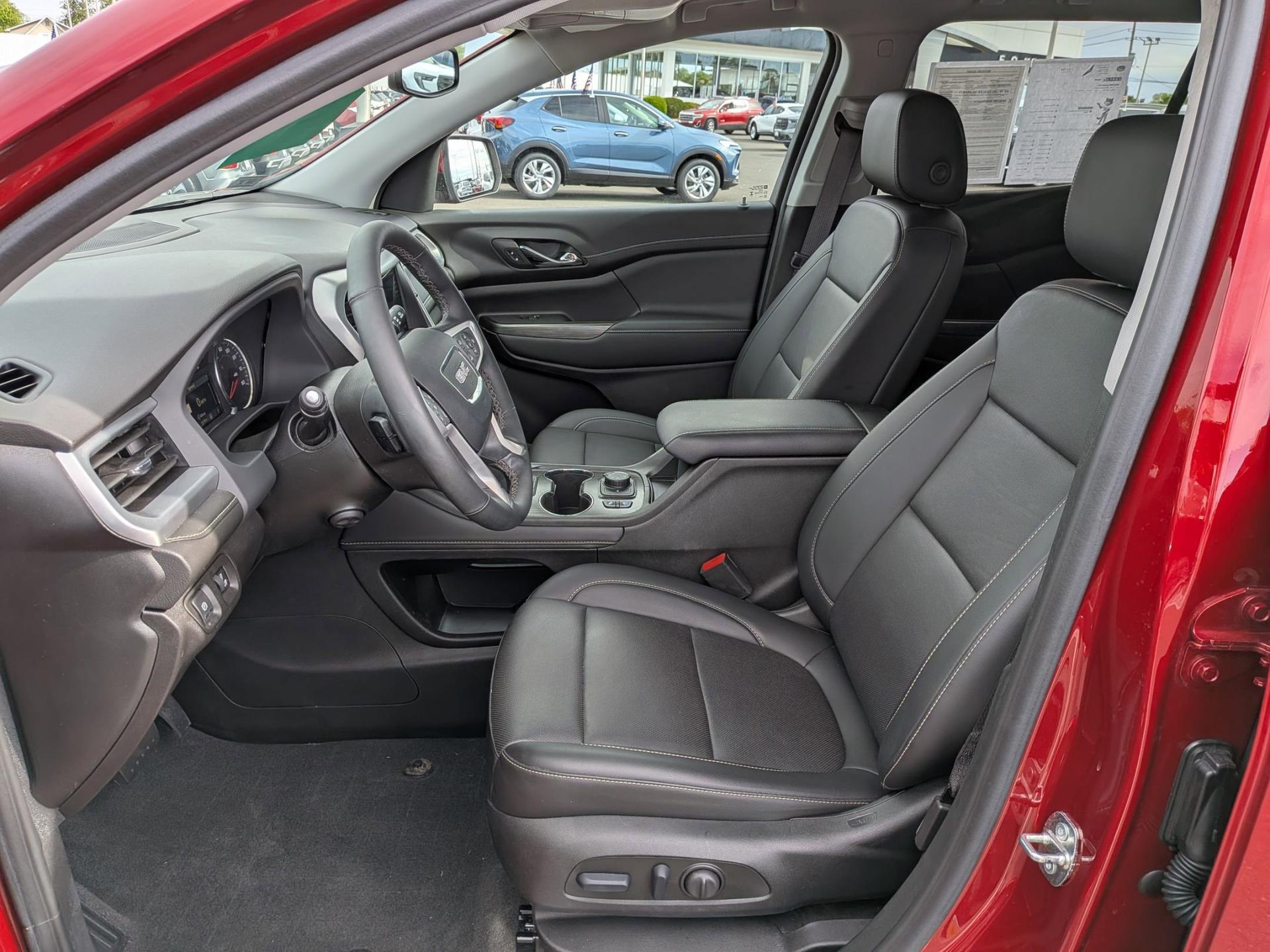 2023 GMC Acadia SLT - Photo 18