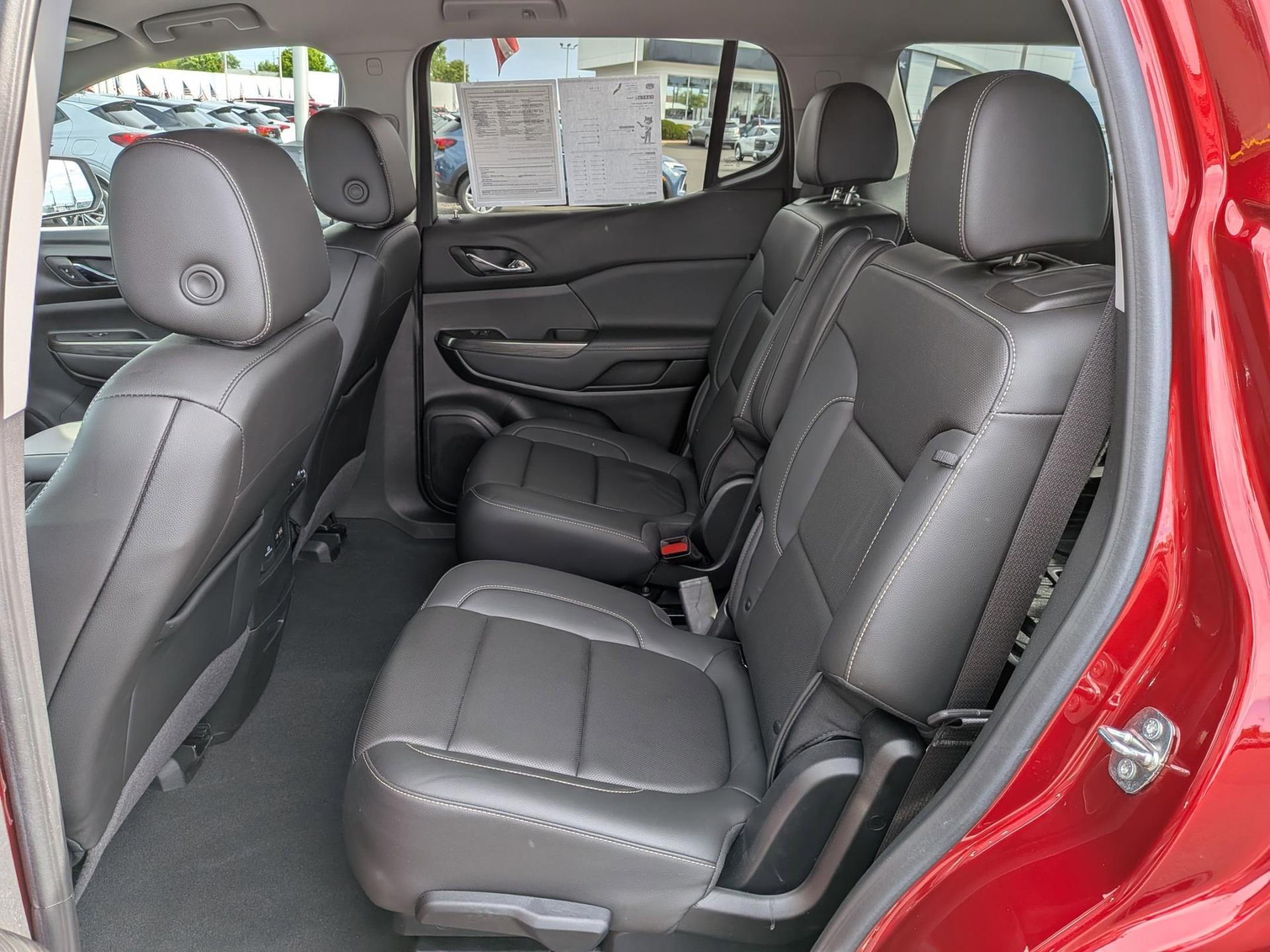 2023 GMC Acadia SLT - Photo 24