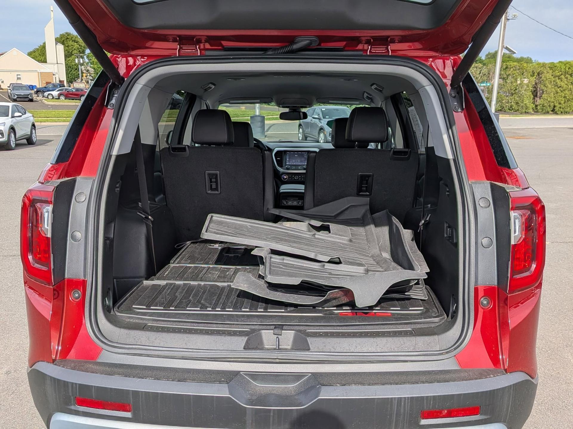2023 GMC Acadia SLT - Photo 25