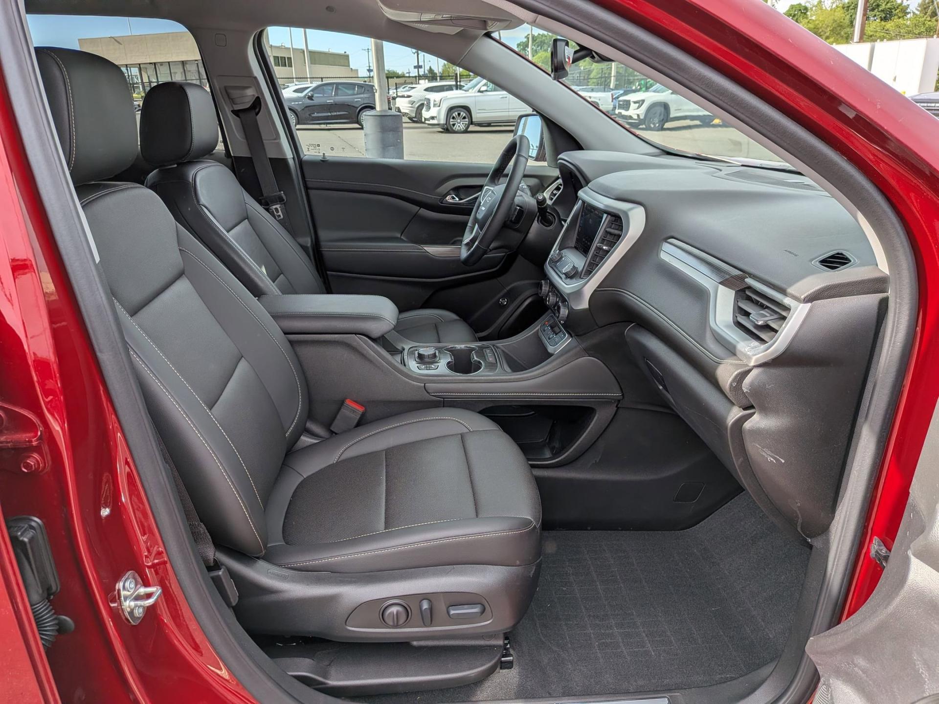 2023 GMC Acadia SLT - Photo 27